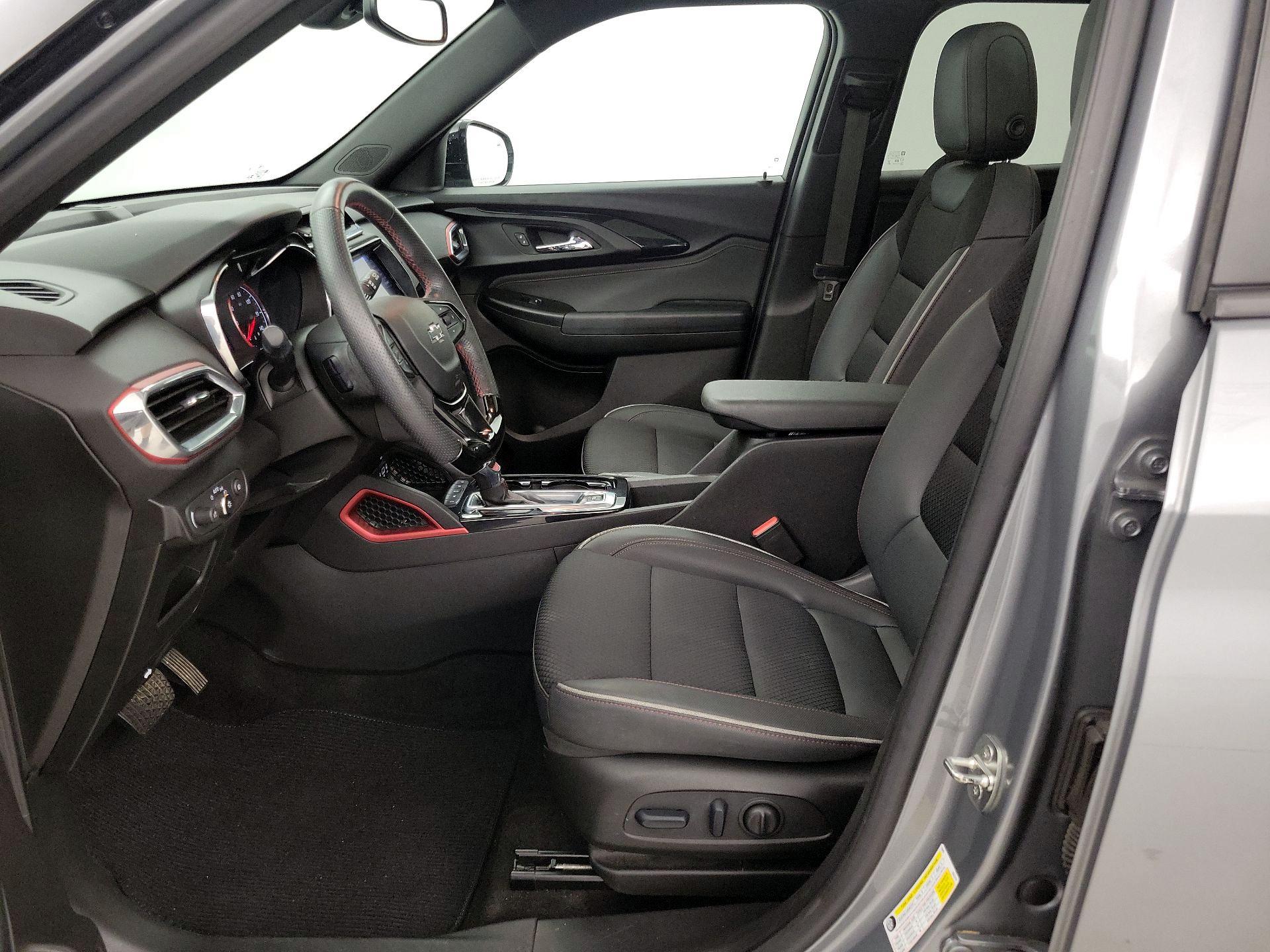 Thumbnail: 2023 Chevrolet TrailBlazer - 11