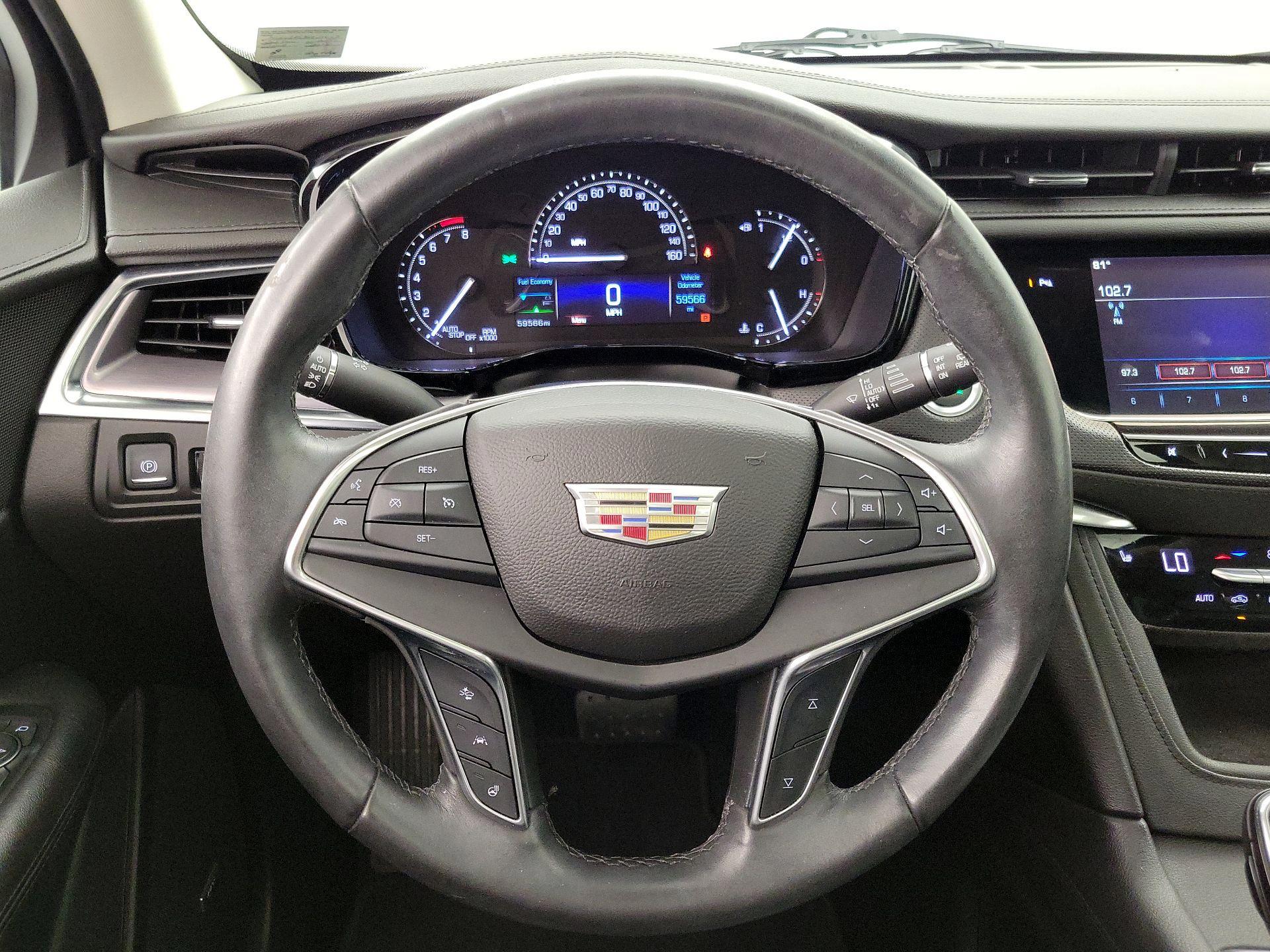Thumbnail: 2017 Cadillac XT5 - 10