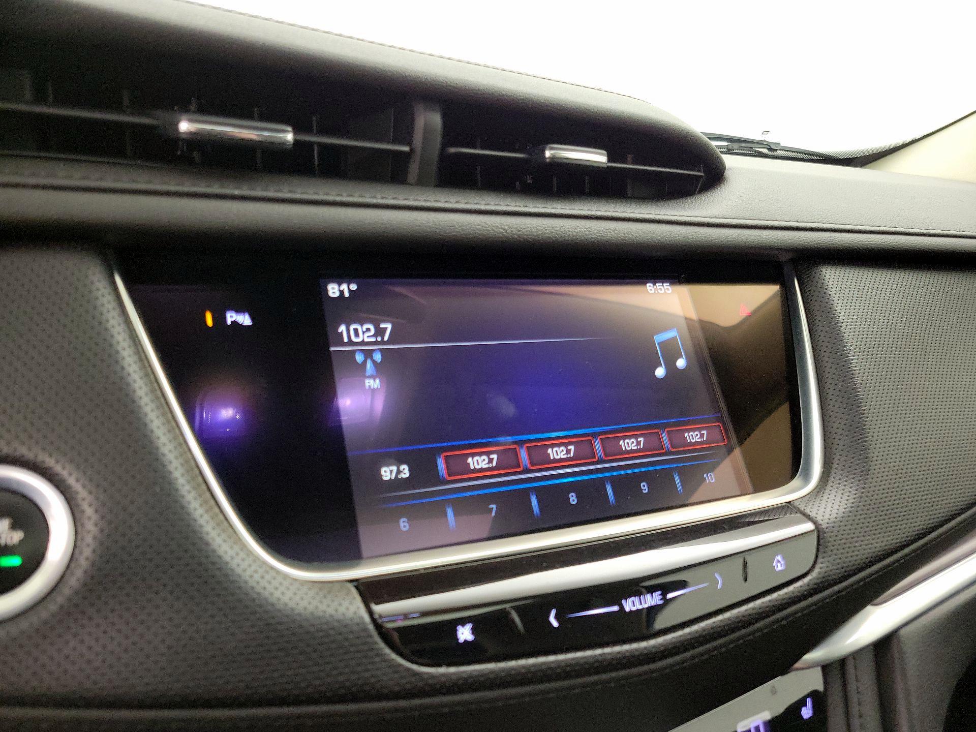 Thumbnail: 2017 Cadillac XT5 - 16