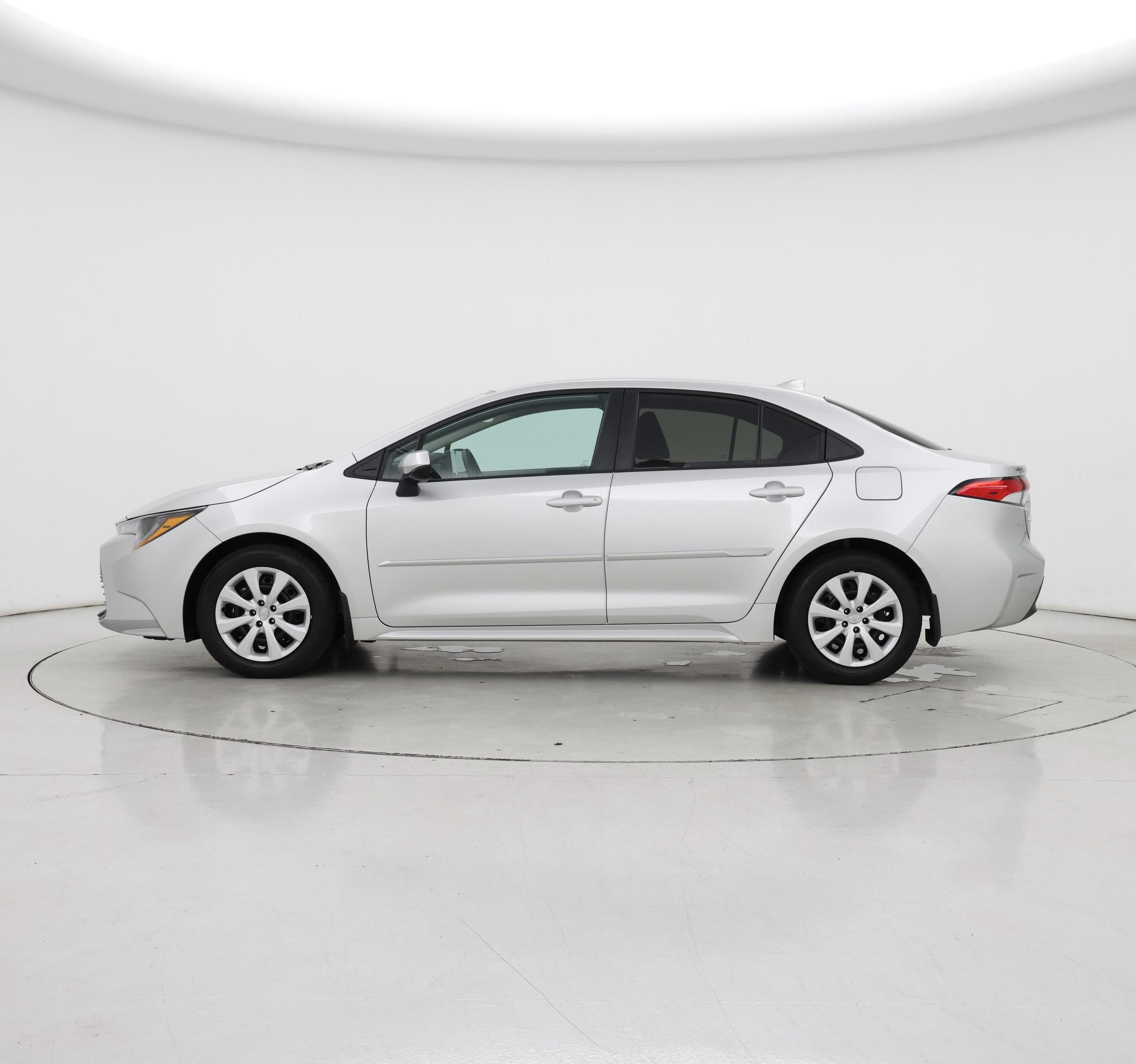 Thumbnail: 2024 Toyota Corolla - 3