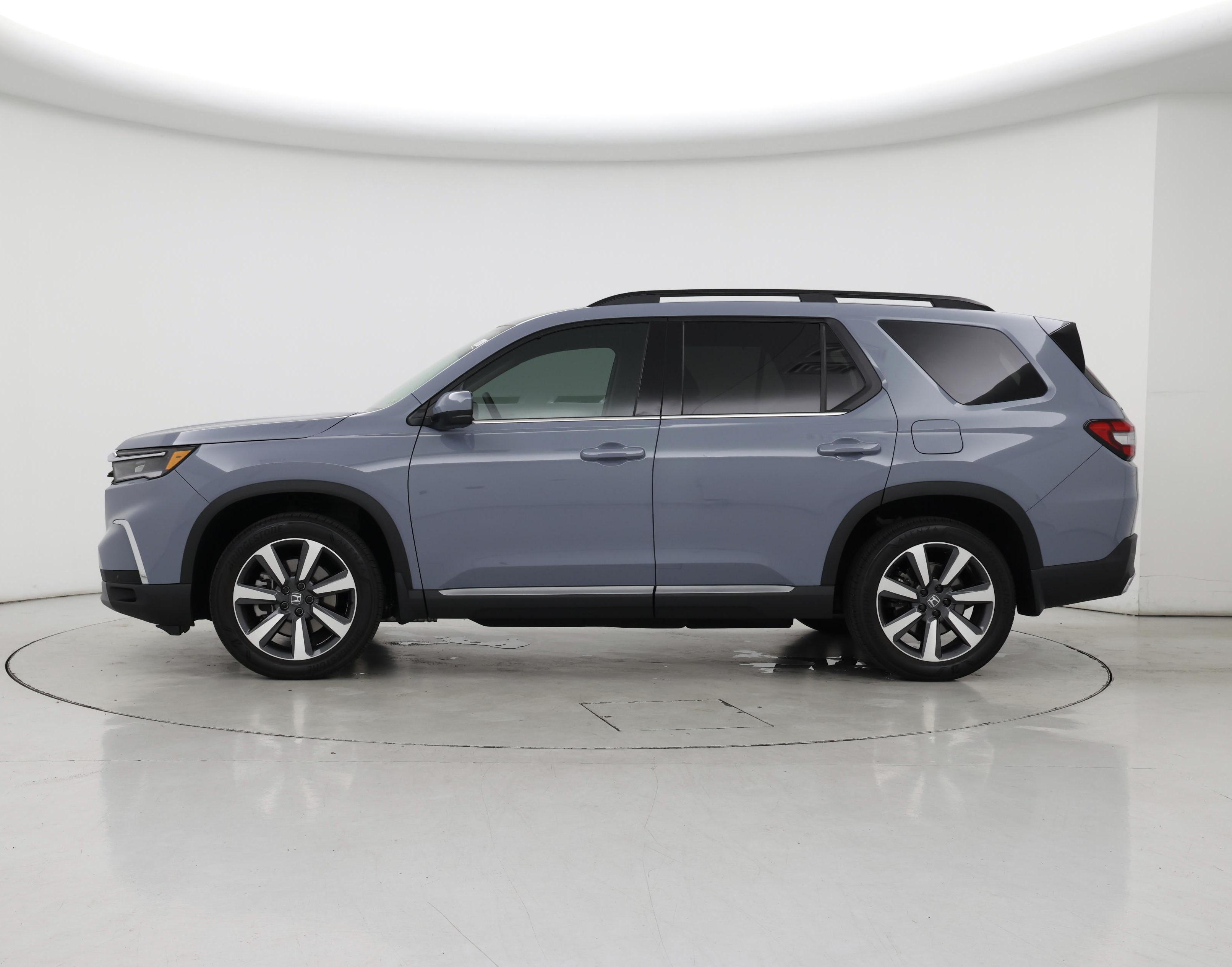 Thumbnail: 2025 Honda Pilot - 3