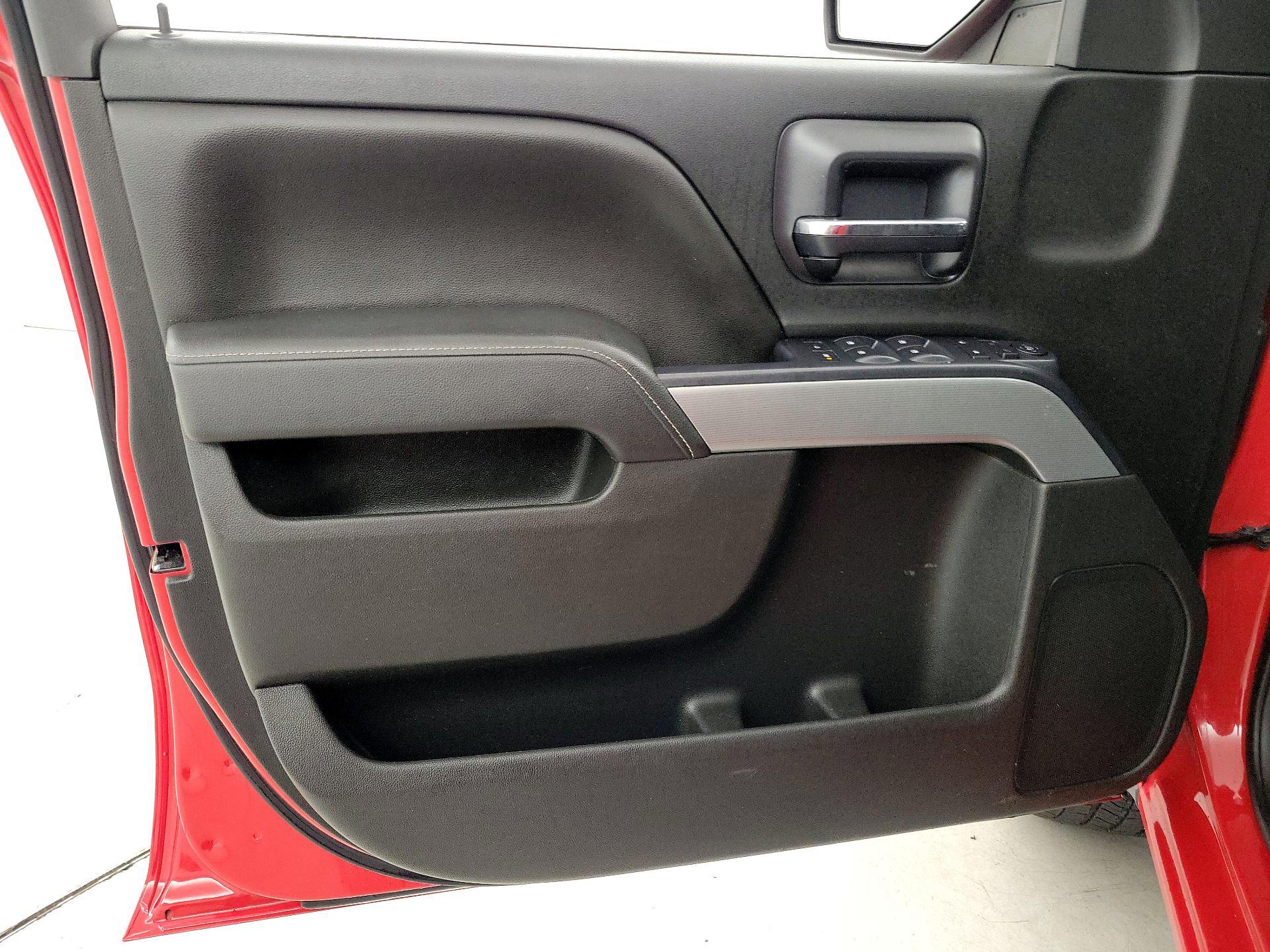 Thumbnail: 2015 Chevrolet Silverado 1500 - 12