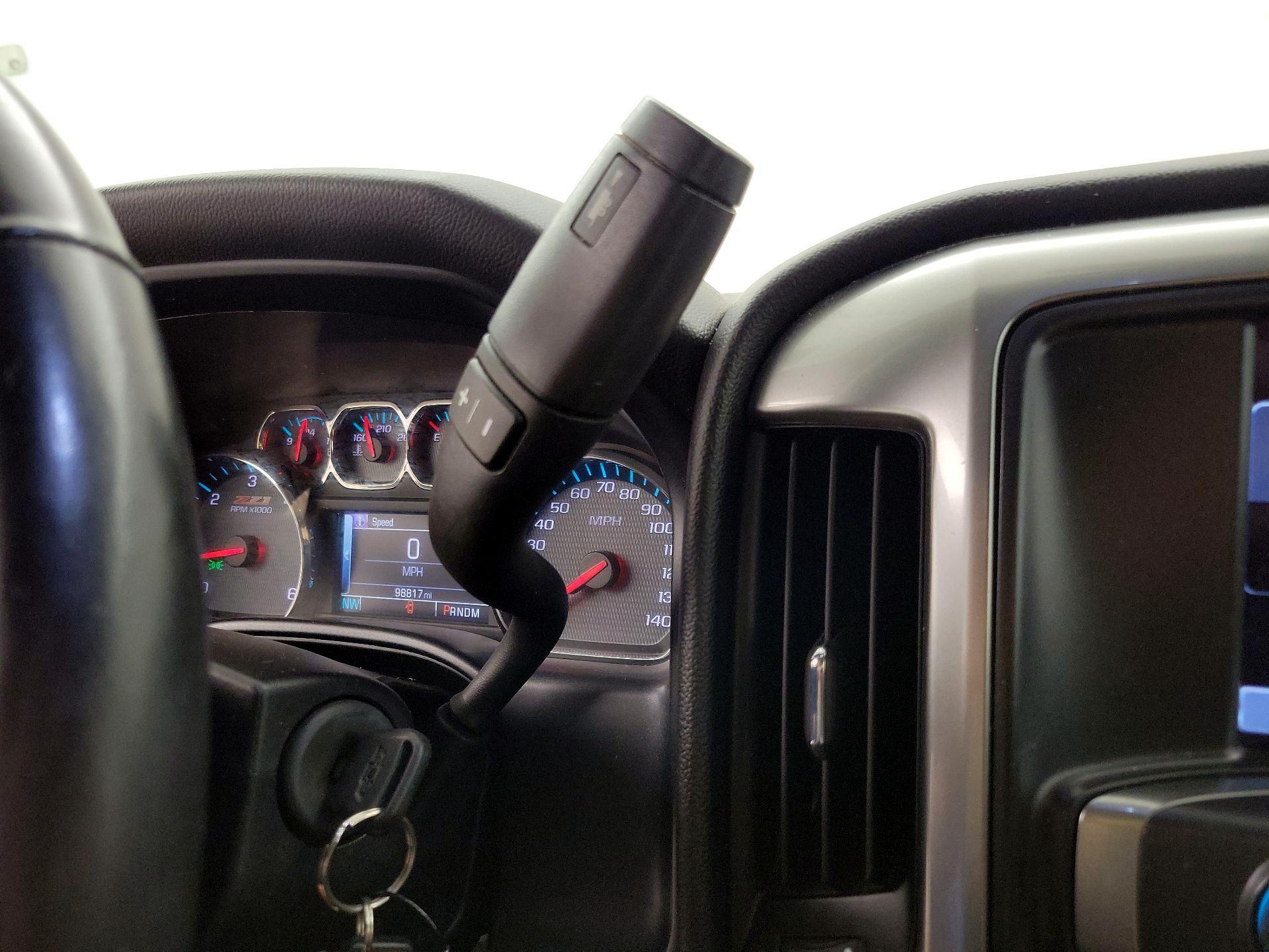 Thumbnail: 2015 Chevrolet Silverado 1500 - 17