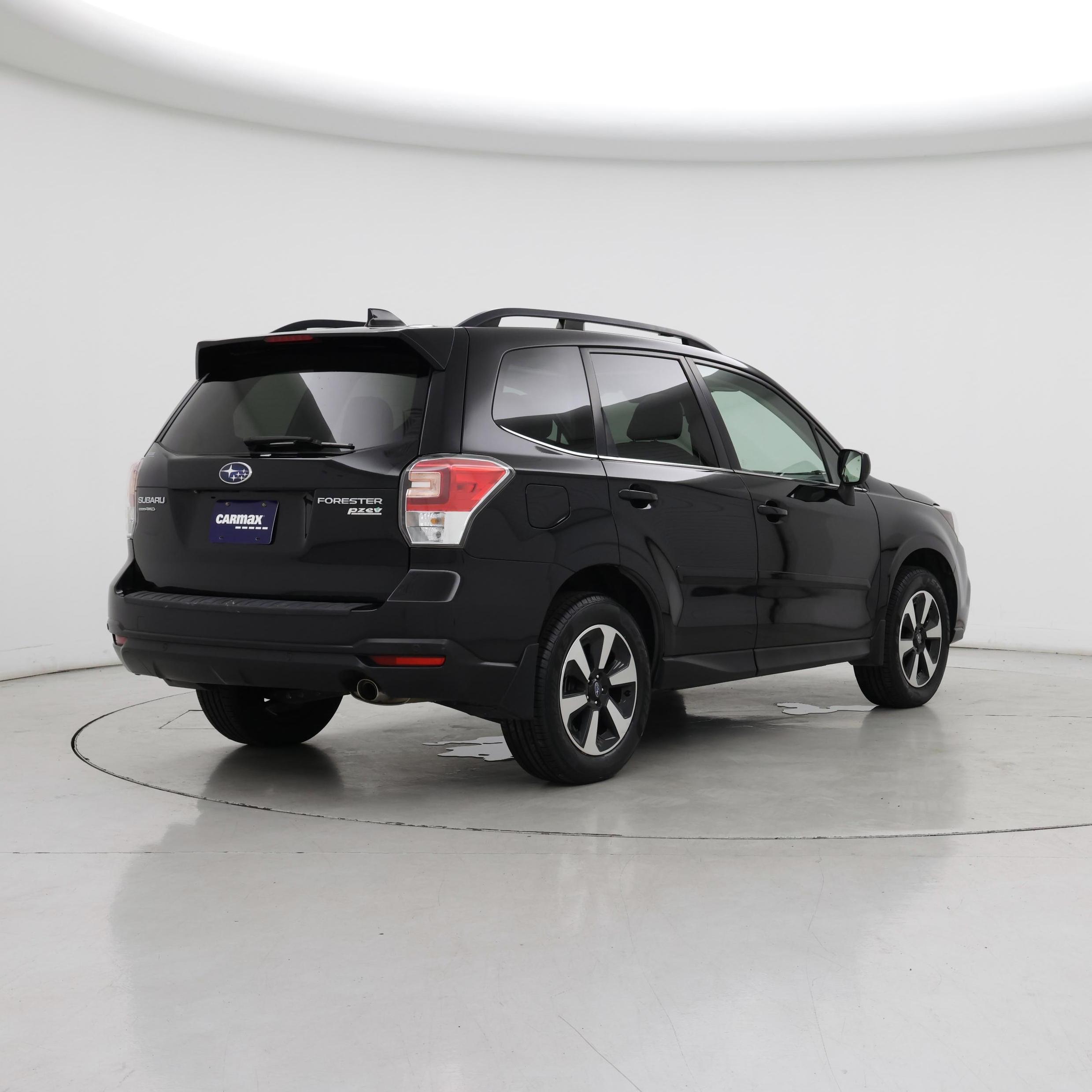 Thumbnail: 2017 Subaru Forester - 8