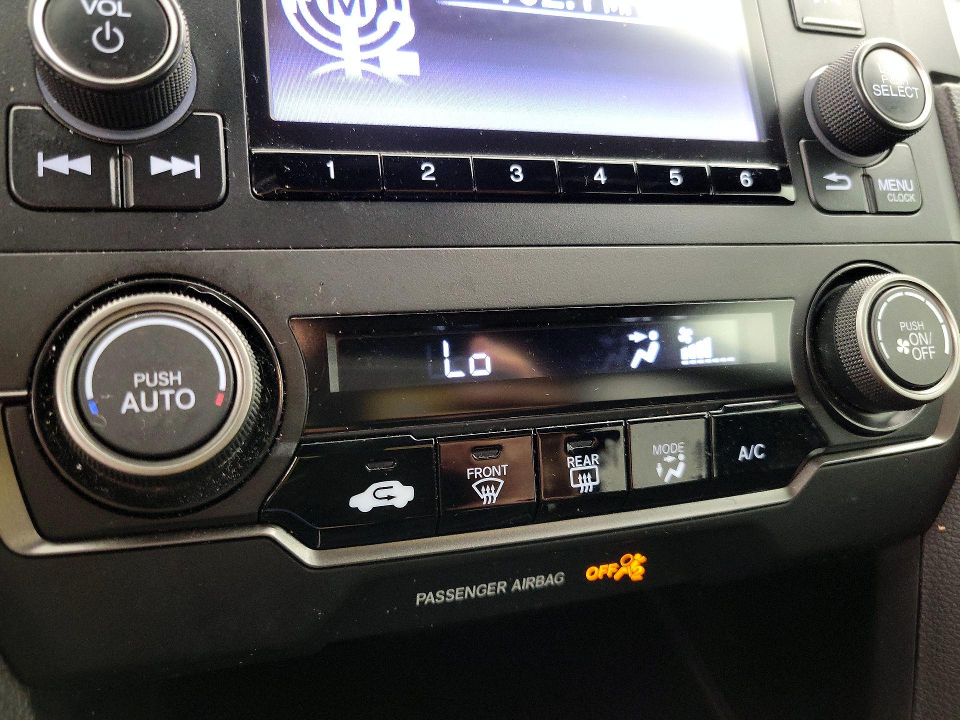 Thumbnail: 2019 Honda Civic - 16