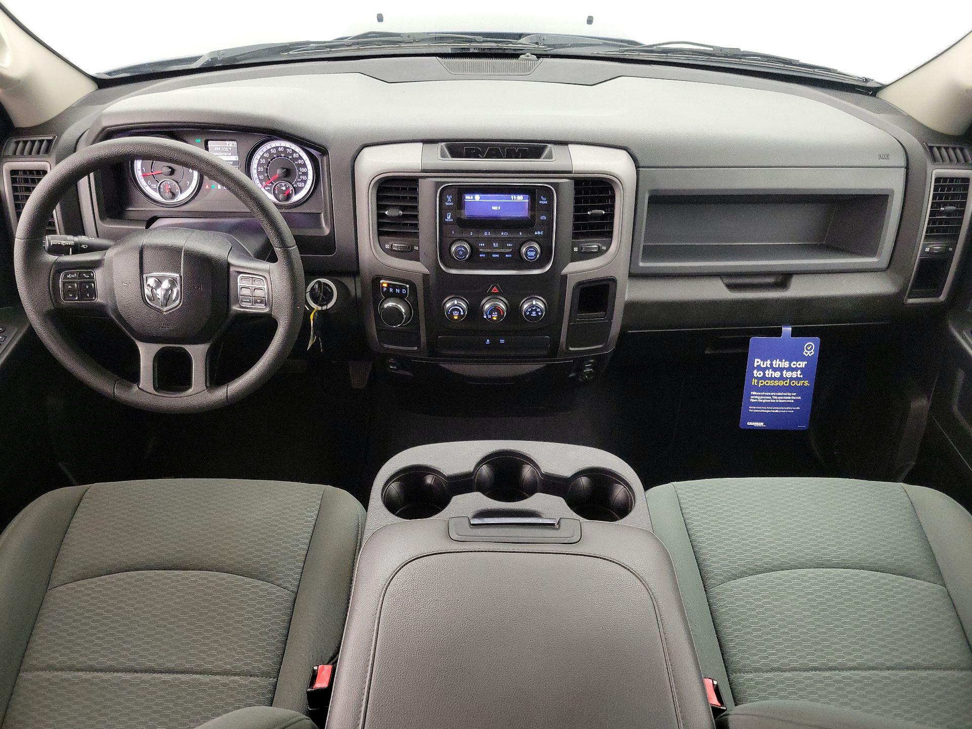 Thumbnail: 2019 RAM 1500 Classic - 9