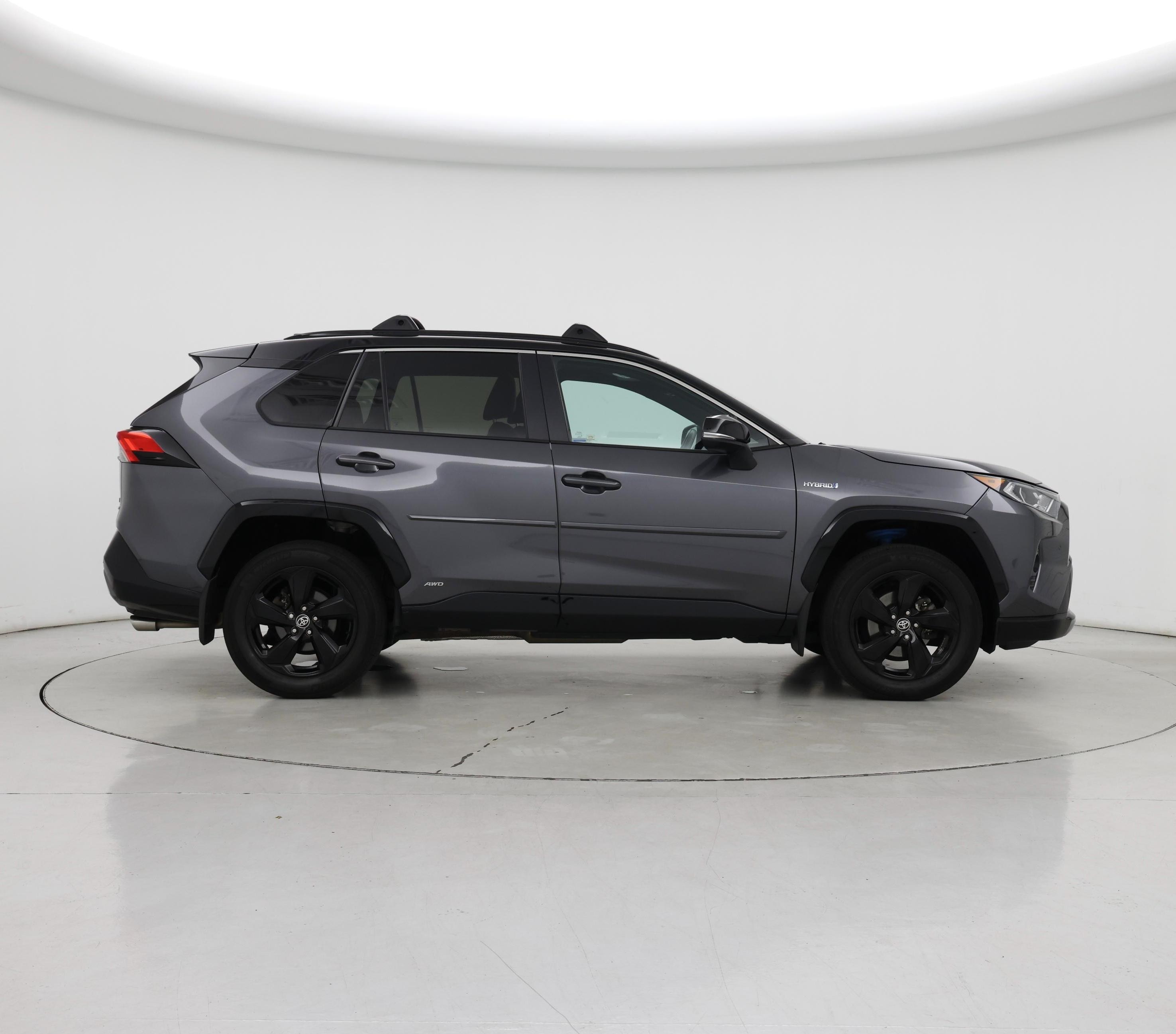 Thumbnail: 2021 Toyota RAV4 - 7