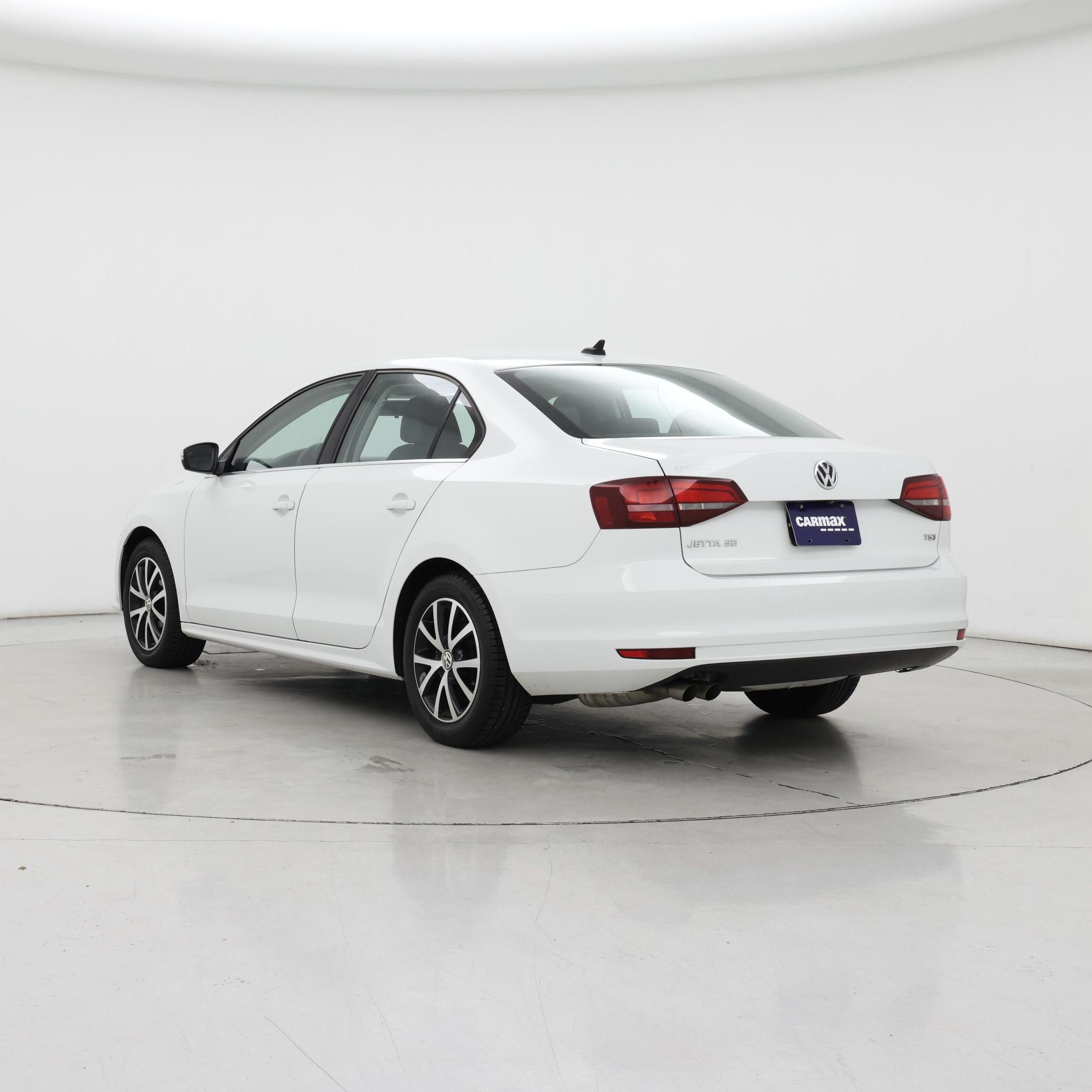 Thumbnail: 2017 Volkswagen Jetta - 2