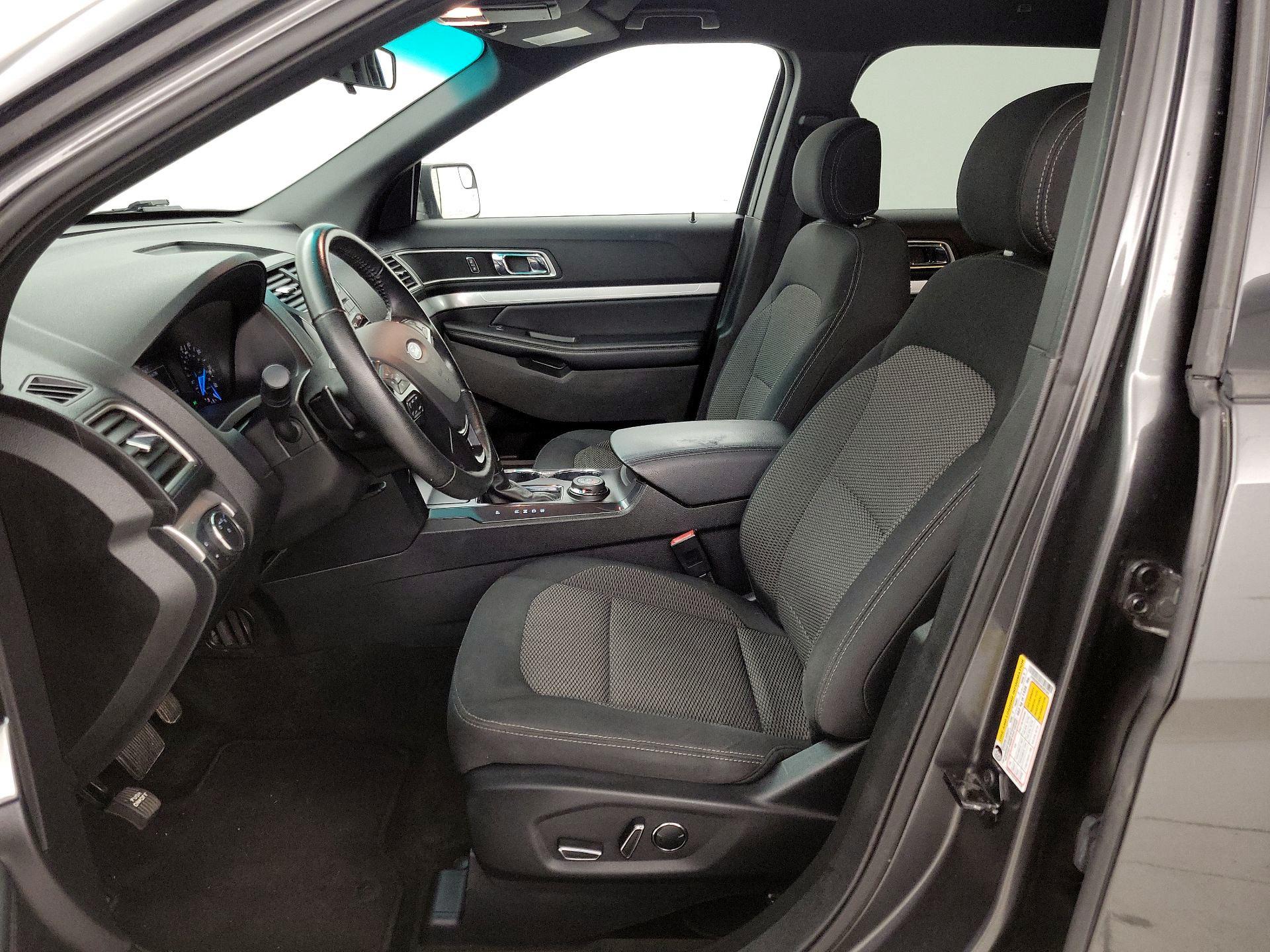 Thumbnail: 2017 Ford Explorer - 11