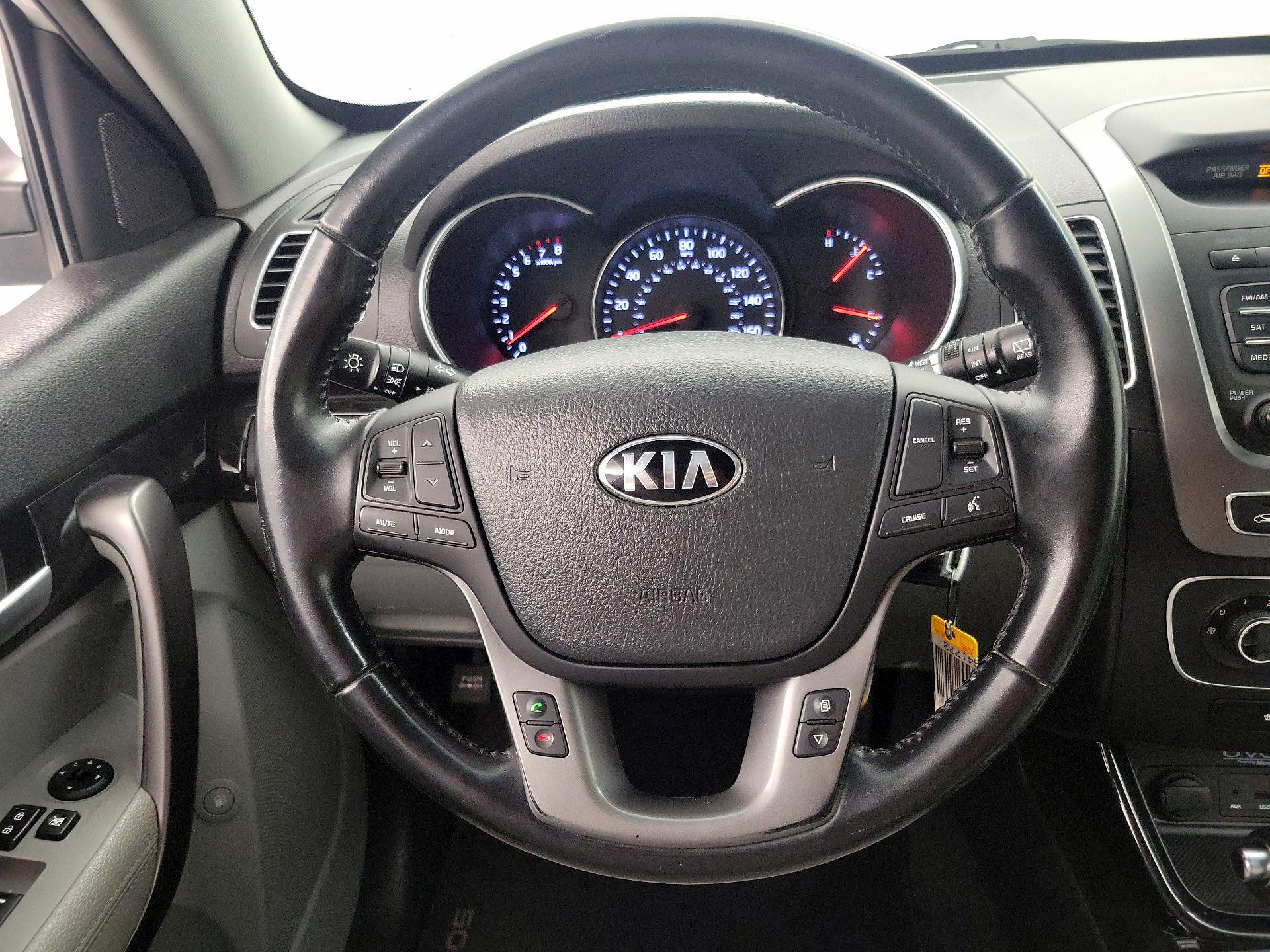 Thumbnail: 2014 Kia Sorento - 10