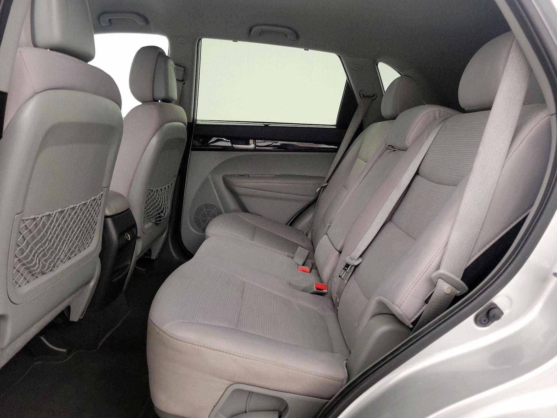 Thumbnail: 2014 Kia Sorento - 19