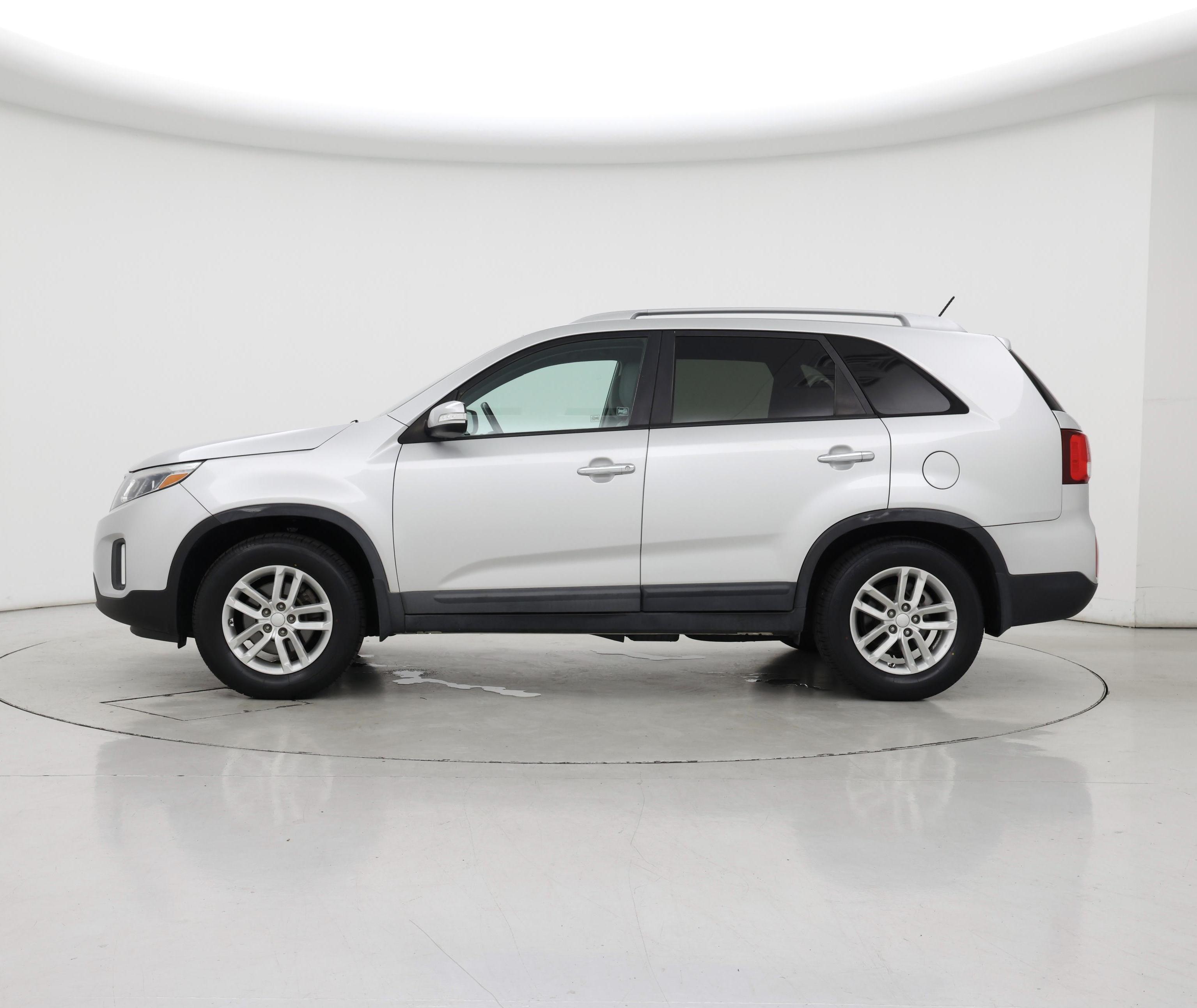 Thumbnail: 2014 Kia Sorento - 3