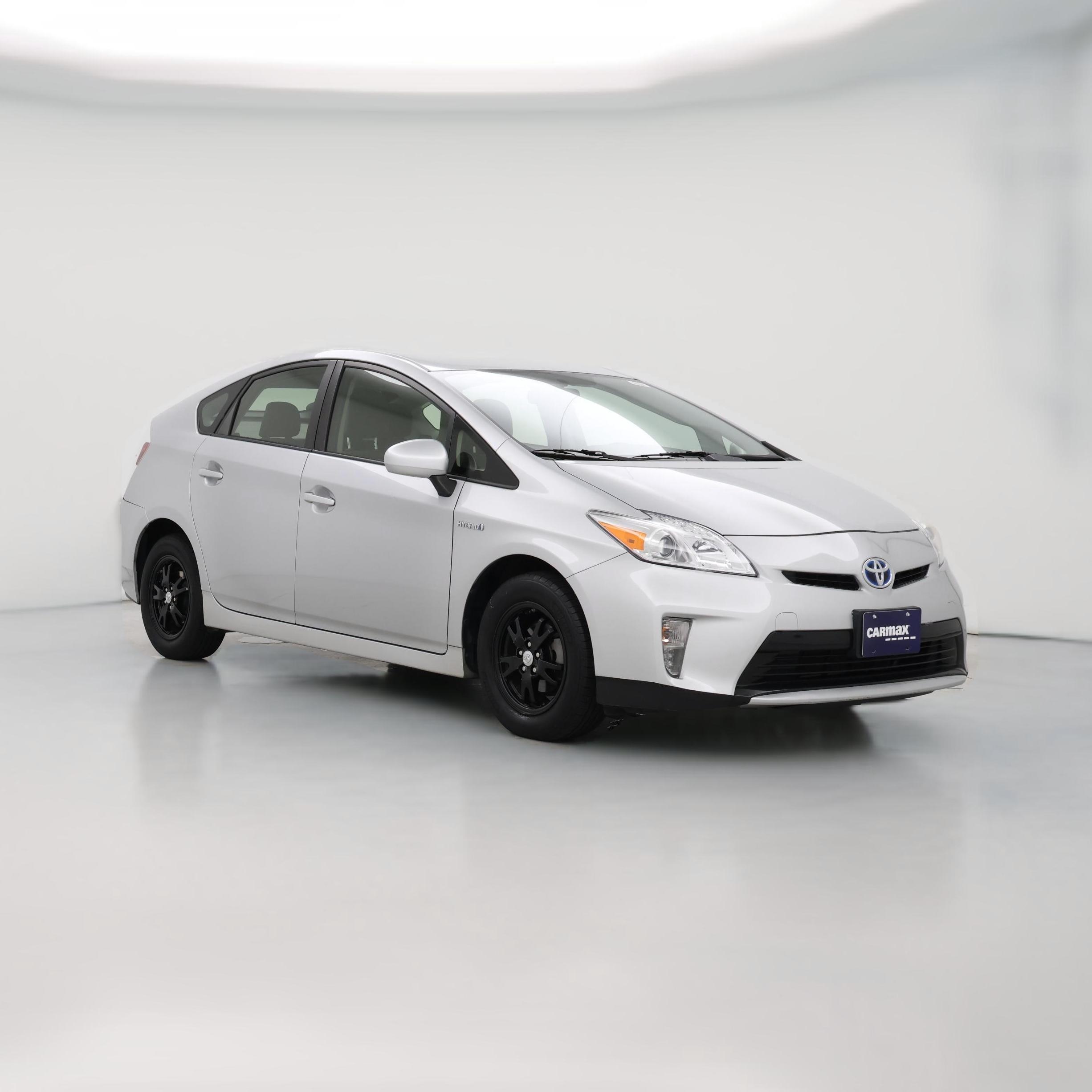 Thumbnail: 2015 Toyota Prius - 1