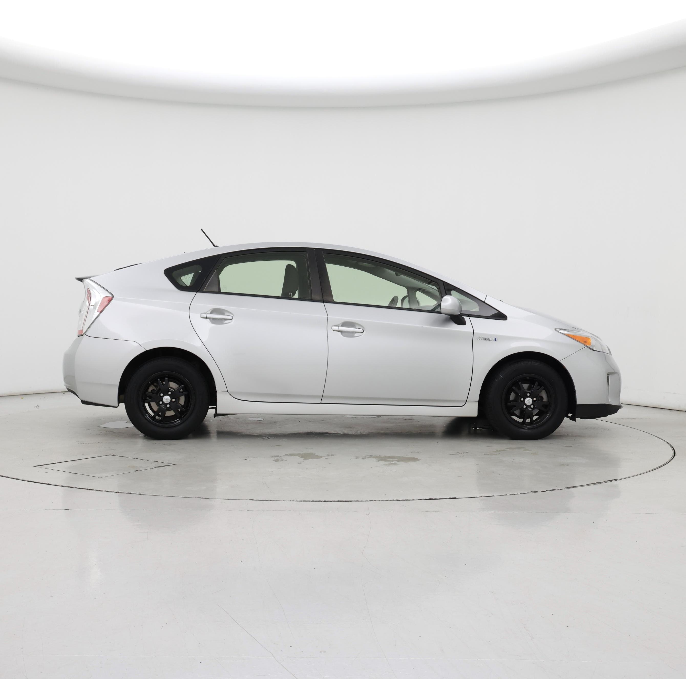 Thumbnail: 2015 Toyota Prius - 7