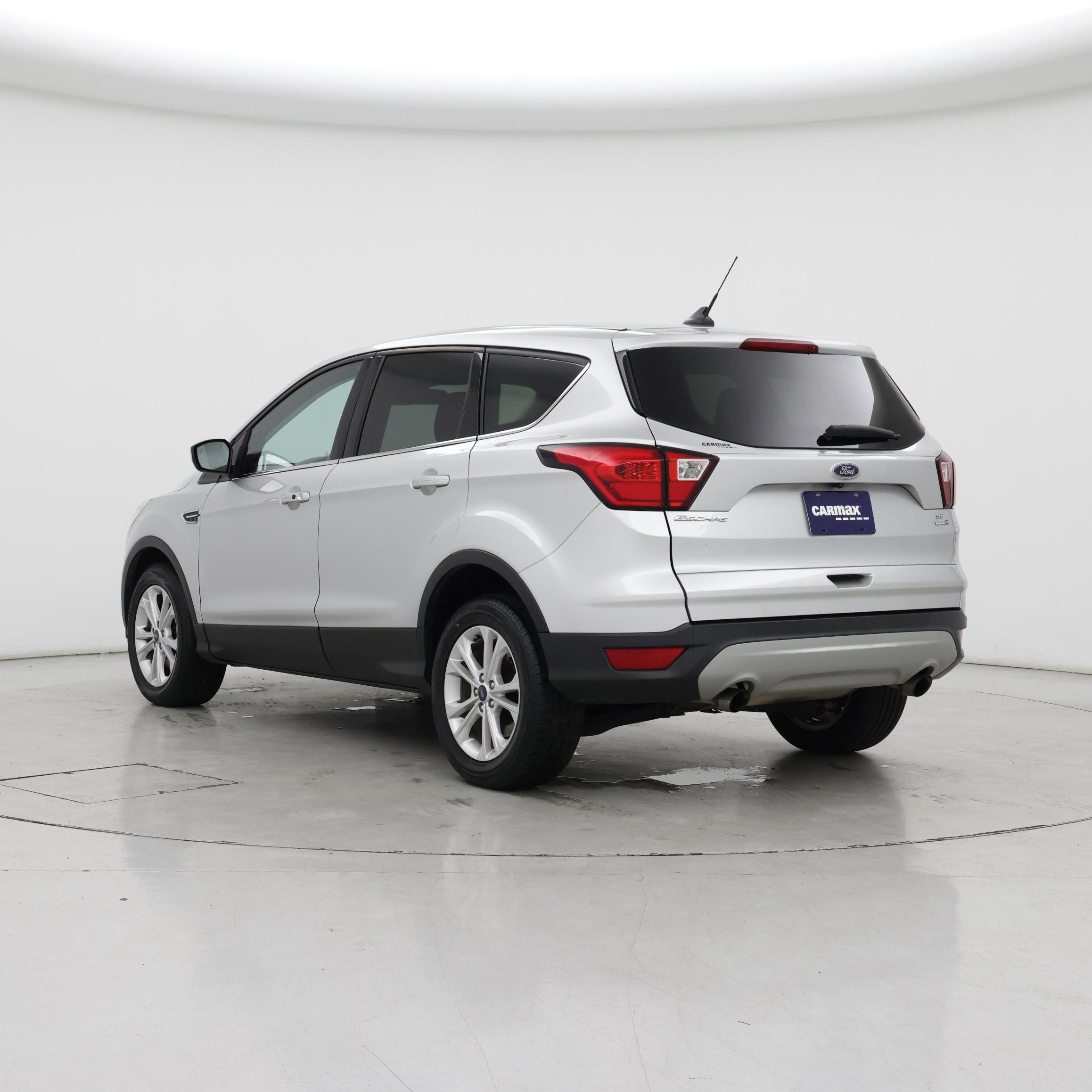 Thumbnail: 2019 Ford Escape - 2