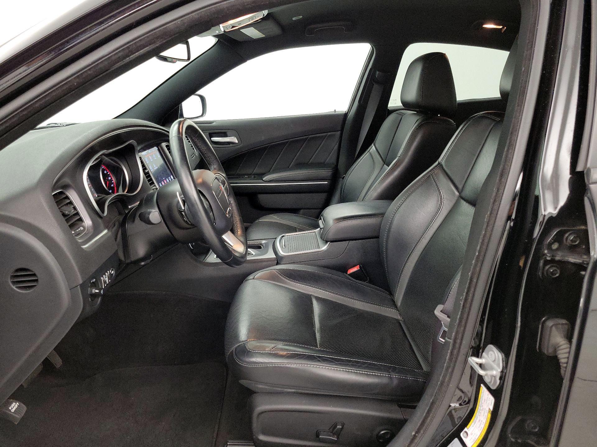 Thumbnail: 2017 Dodge Charger - 11