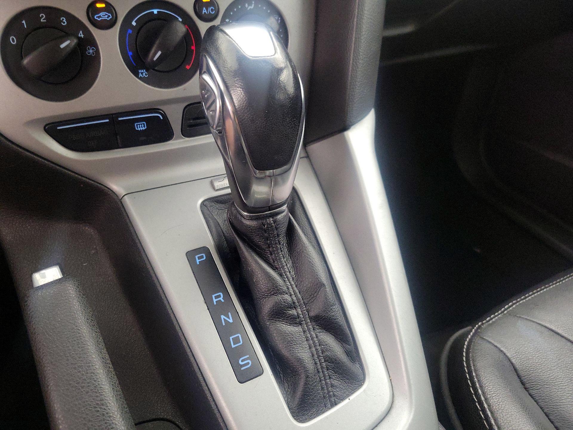 Thumbnail: 2014 Ford Focus - 16