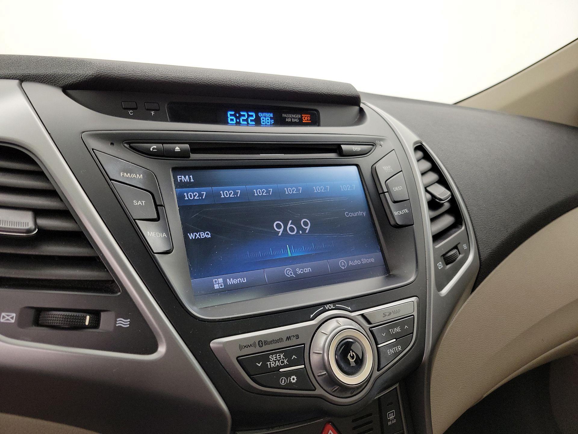 Thumbnail: 2014 Hyundai Elantra - 16