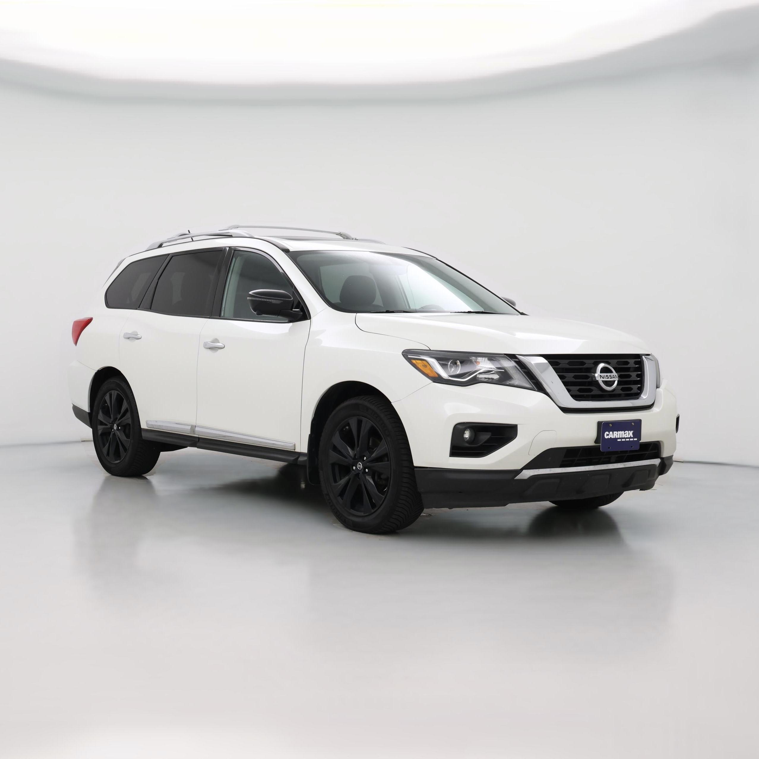 Thumbnail: 2017 Nissan Pathfinder - 1