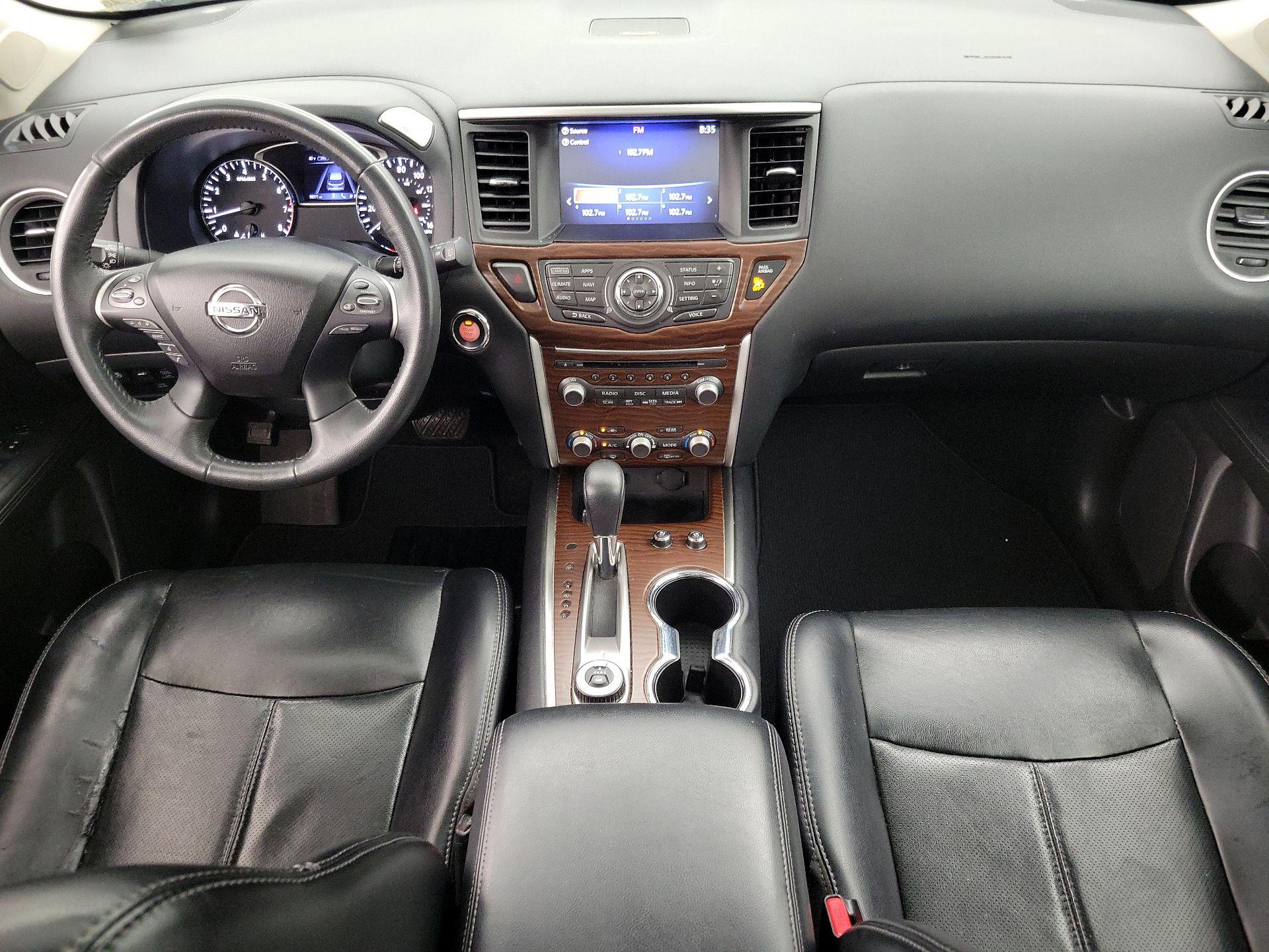 Thumbnail: 2017 Nissan Pathfinder - 9