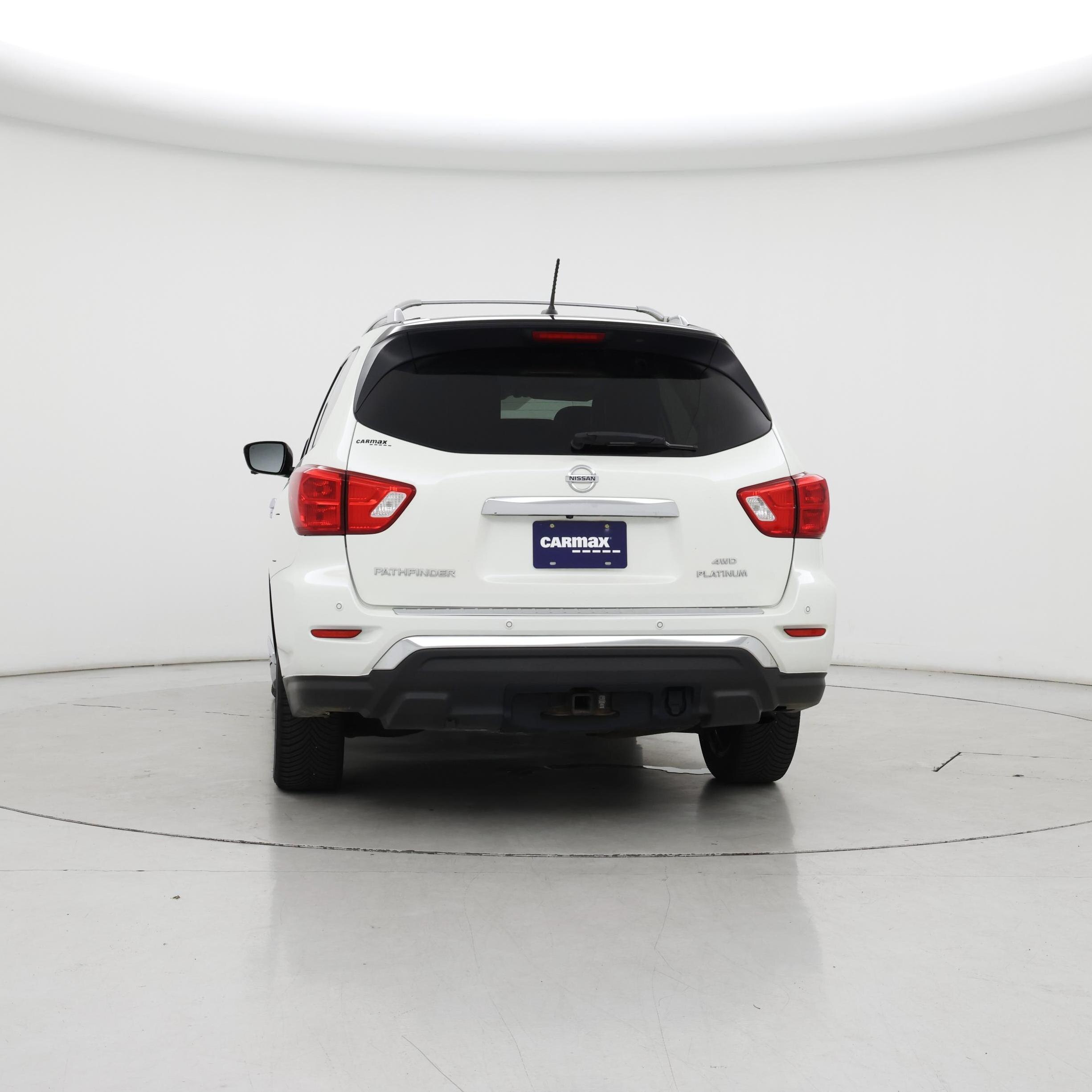 Thumbnail: 2017 Nissan Pathfinder - 6