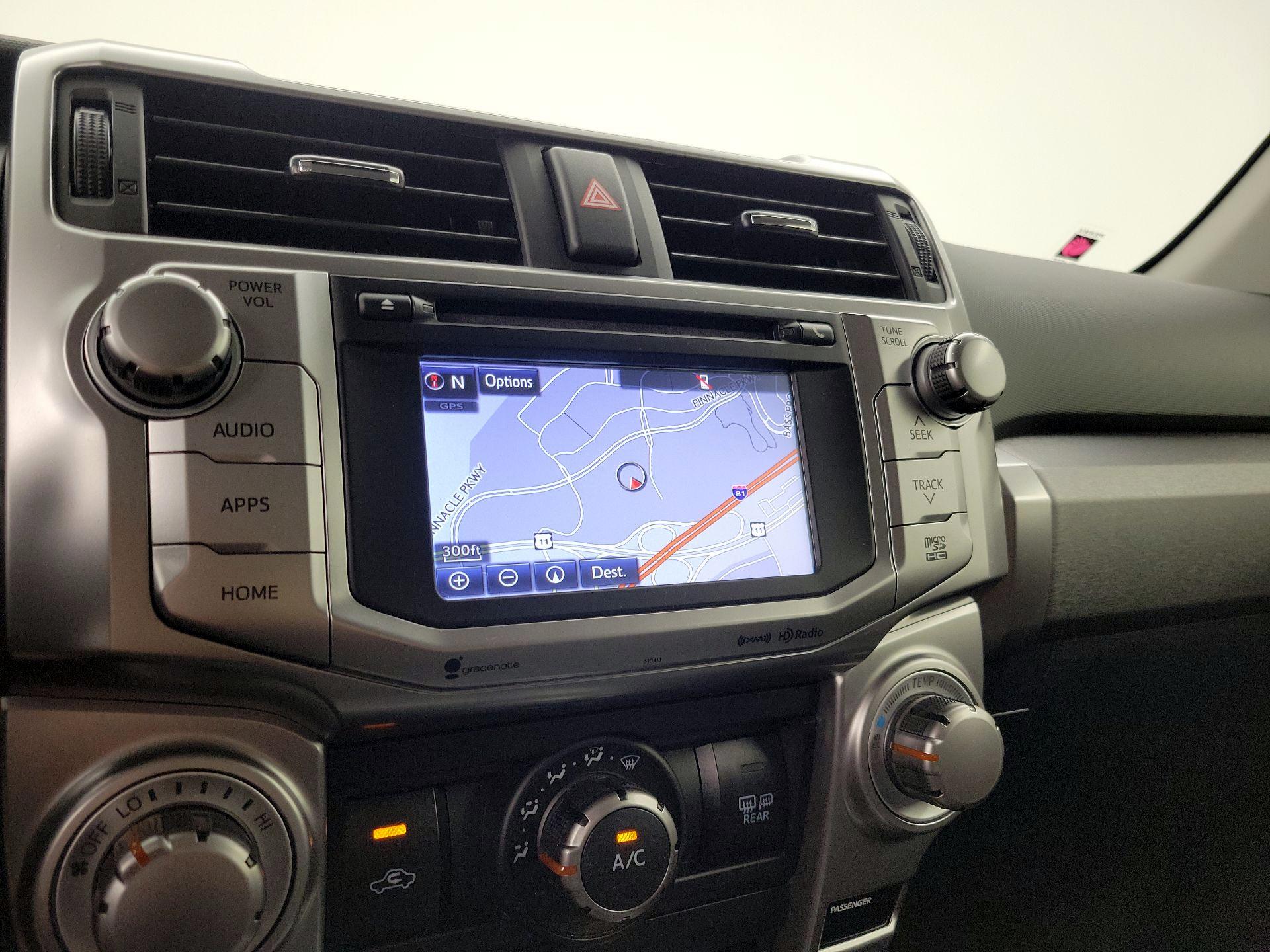 Thumbnail: 2019 Toyota 4Runner - 14