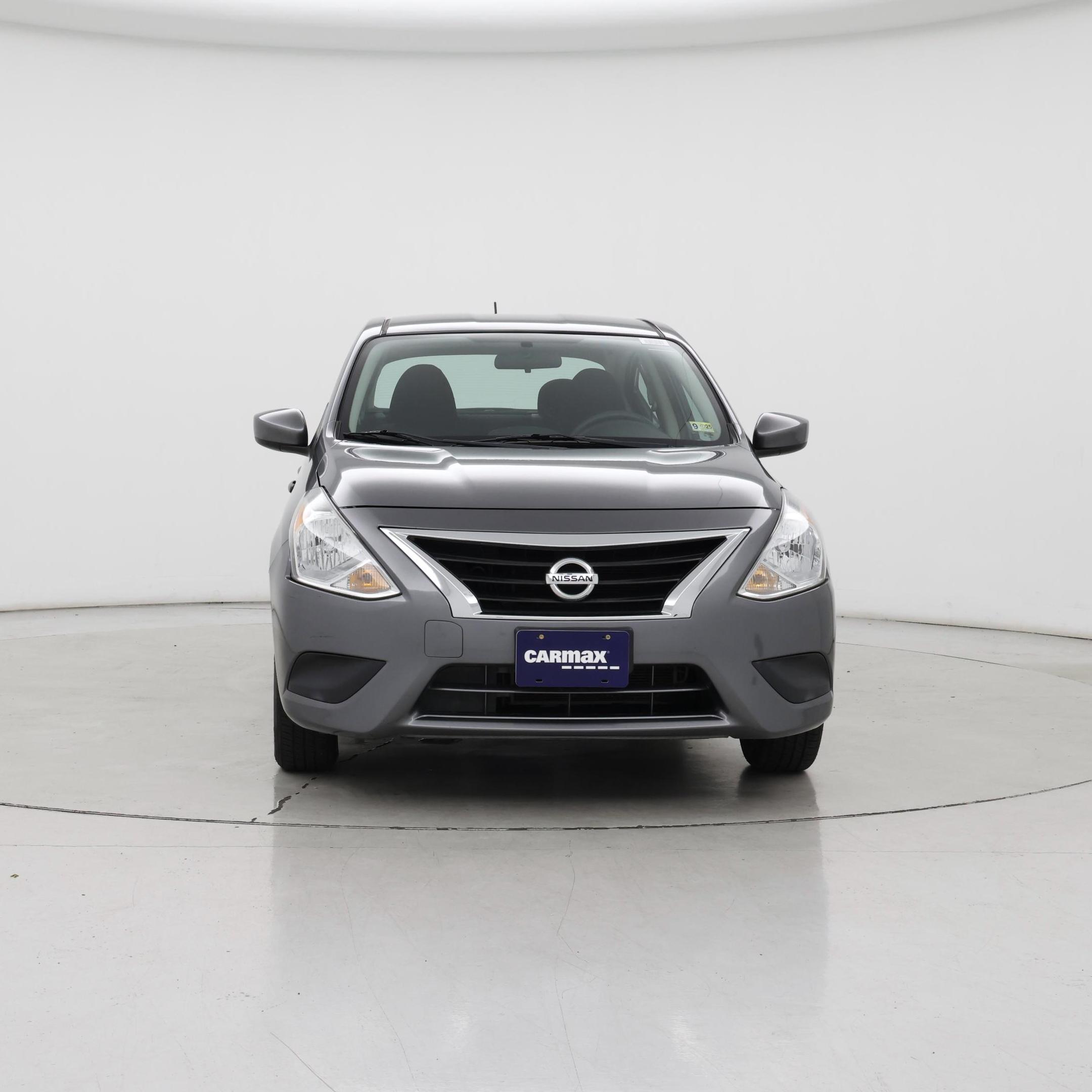 Thumbnail: 2018 Nissan Versa - 5