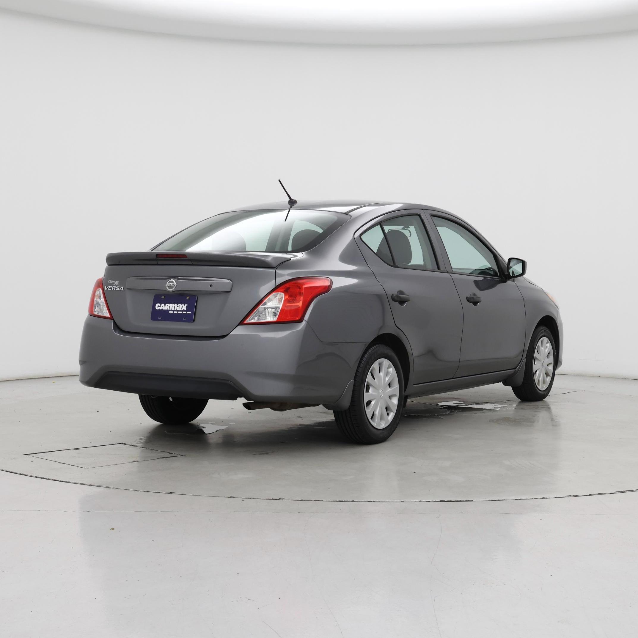 Thumbnail: 2018 Nissan Versa - 8