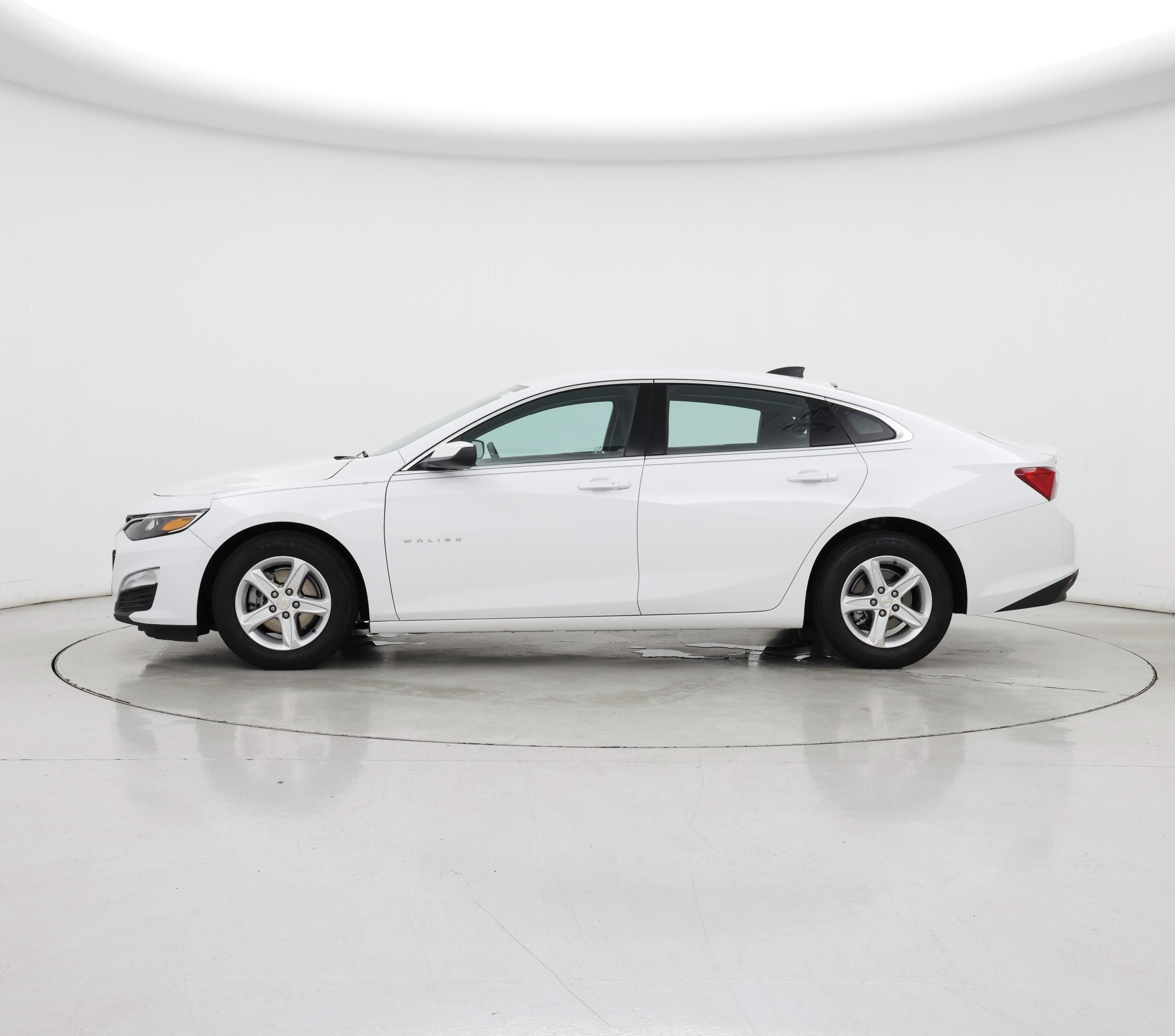 Thumbnail: 2024 Chevrolet Malibu - 3