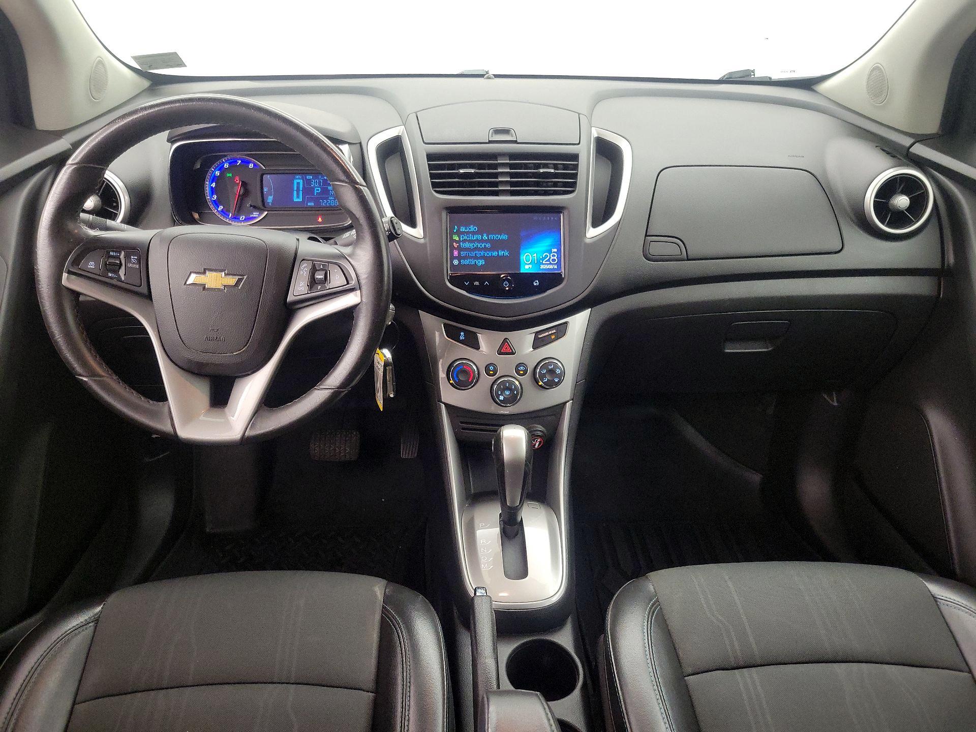 Thumbnail: 2015 Chevrolet Trax - 9