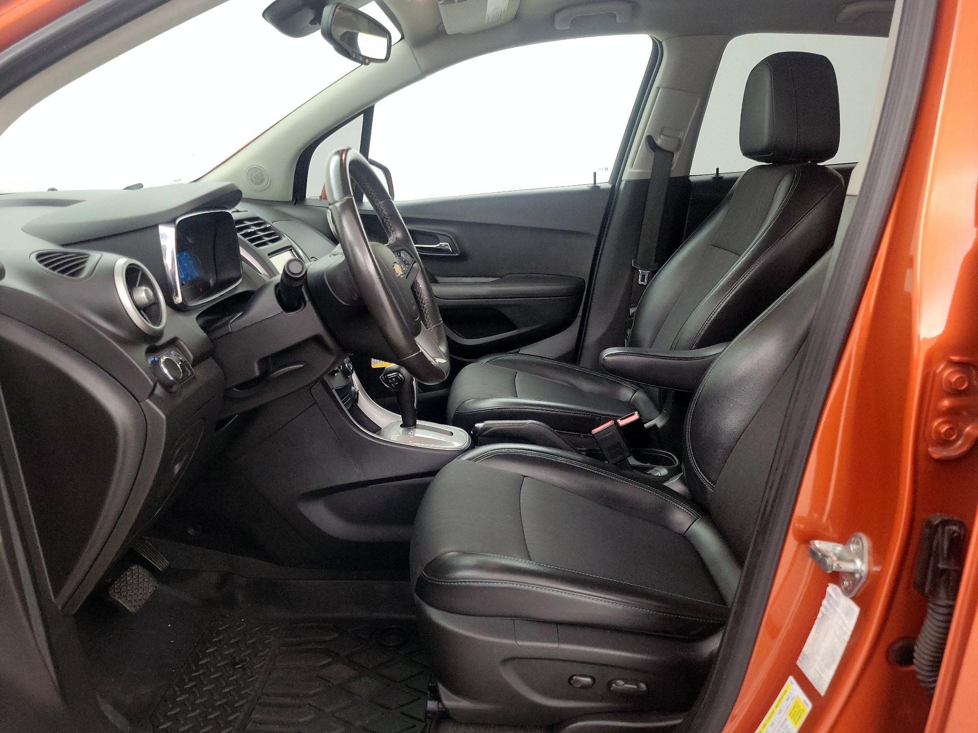 Thumbnail: 2015 Chevrolet Trax - 11