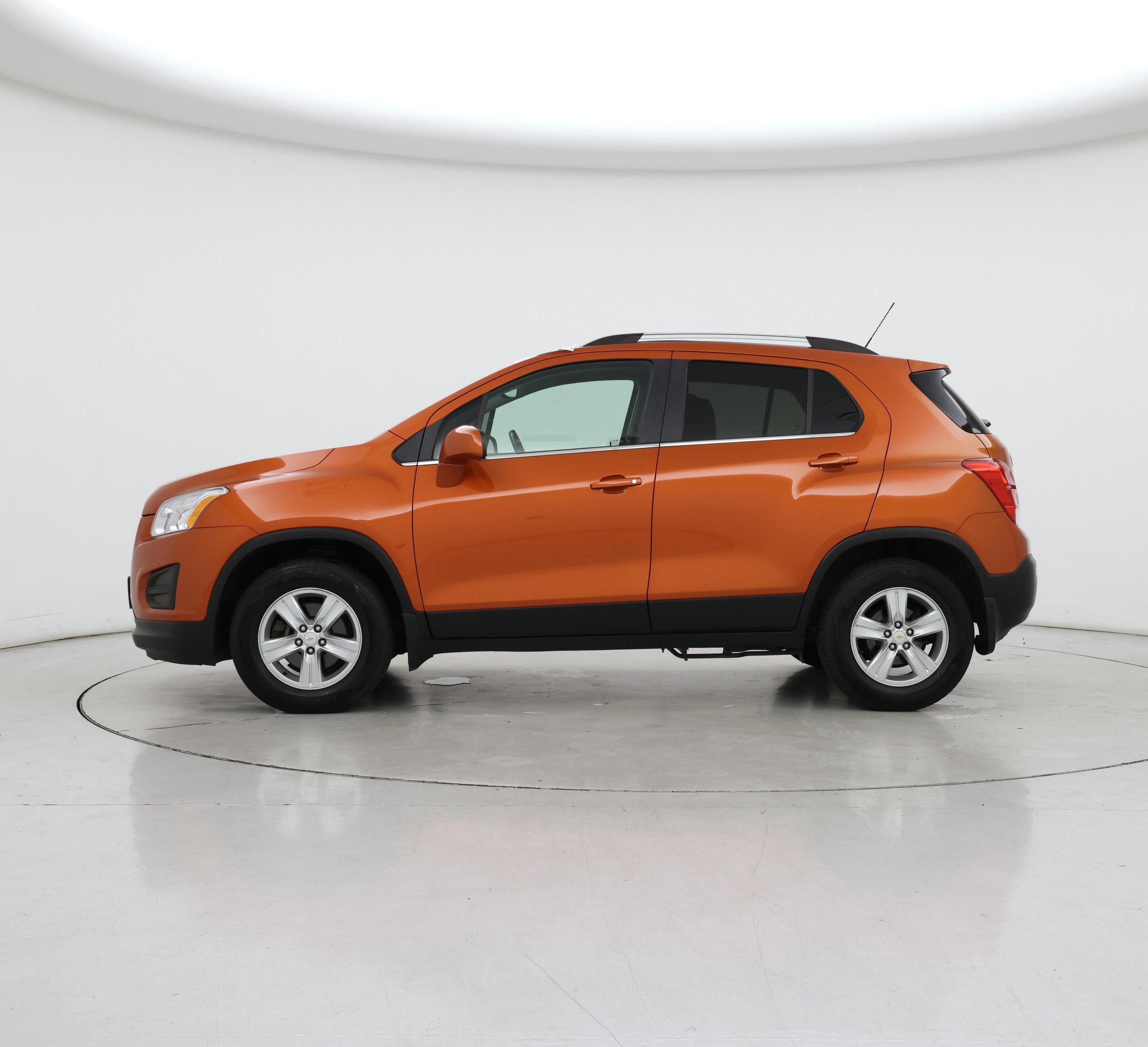 Thumbnail: 2015 Chevrolet Trax - 3