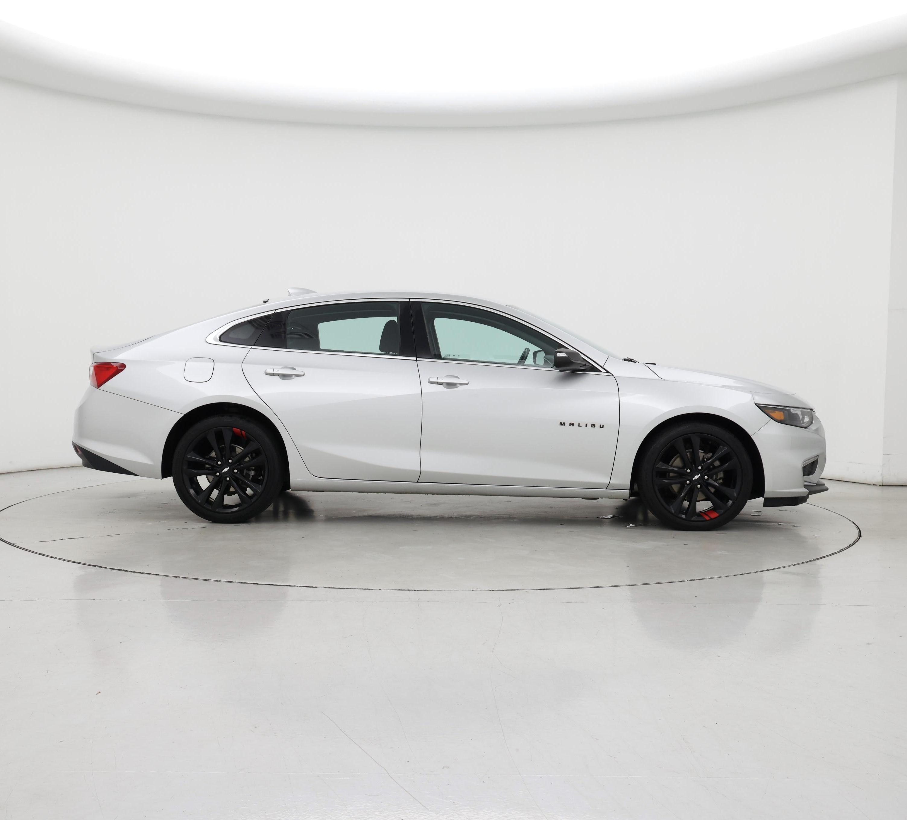Thumbnail: 2018 Chevrolet Malibu - 7