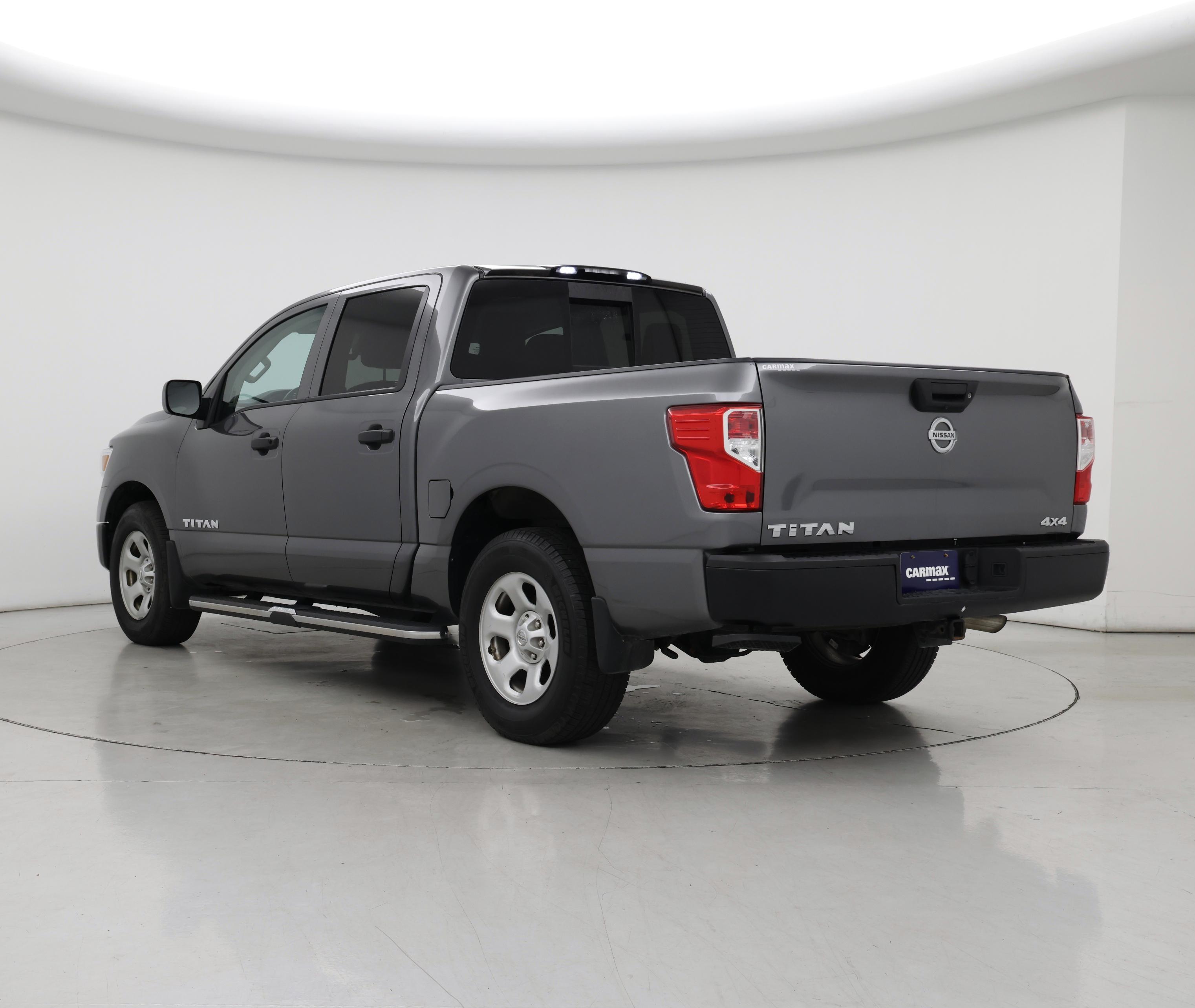Thumbnail: 2019 Nissan Titan - 2