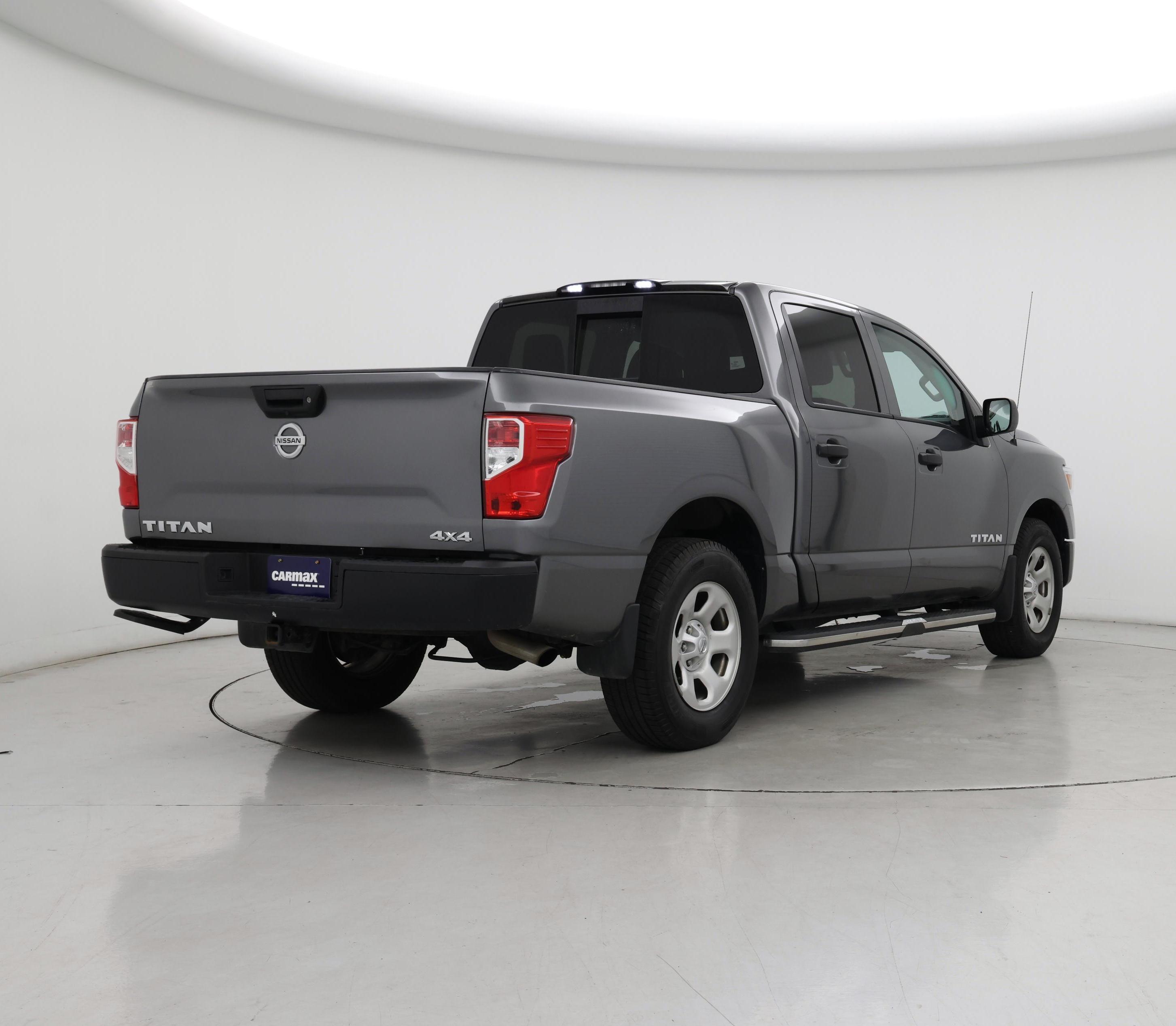 Thumbnail: 2019 Nissan Titan - 8