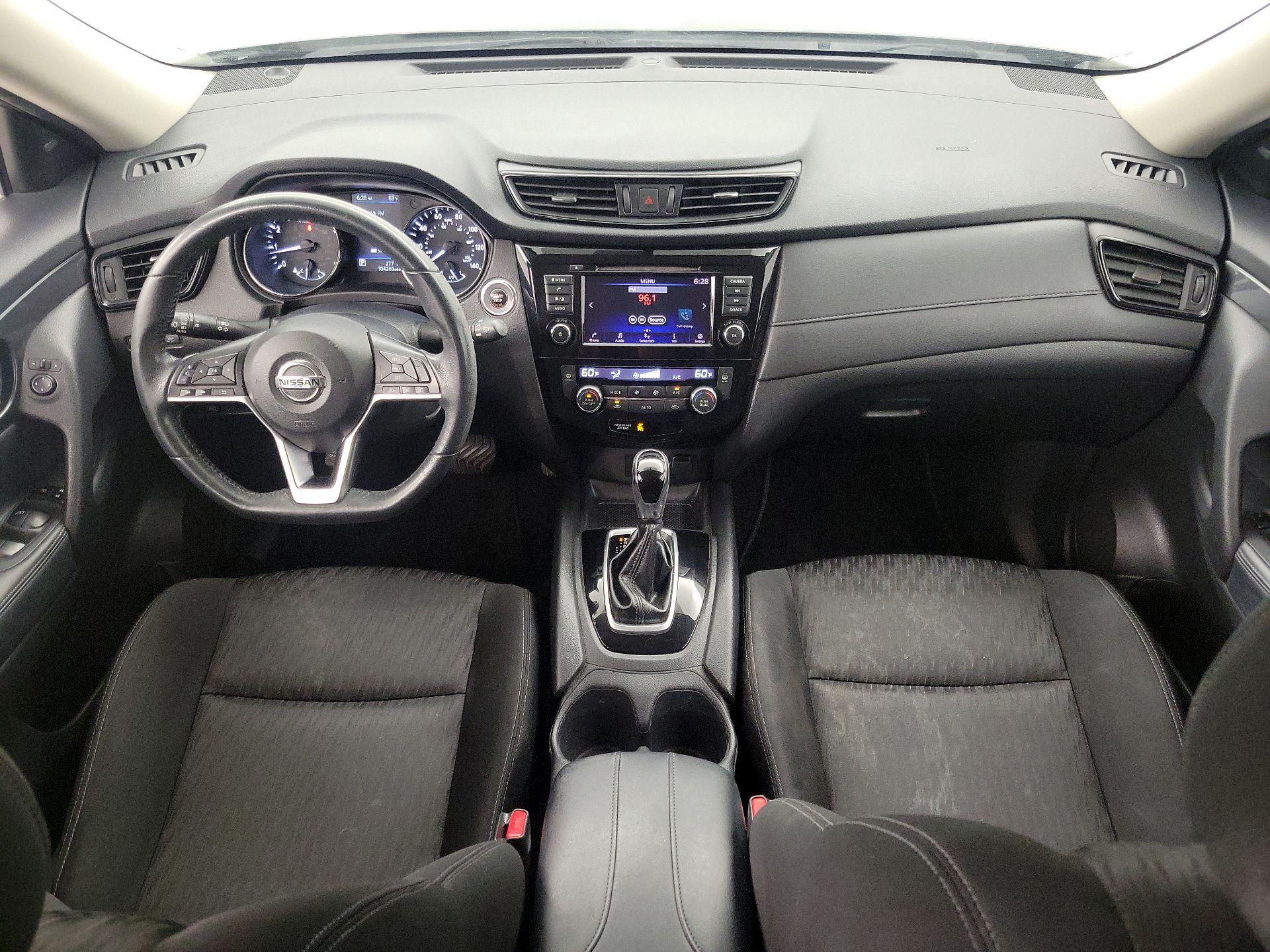Thumbnail: 2018 Nissan Rogue - 9