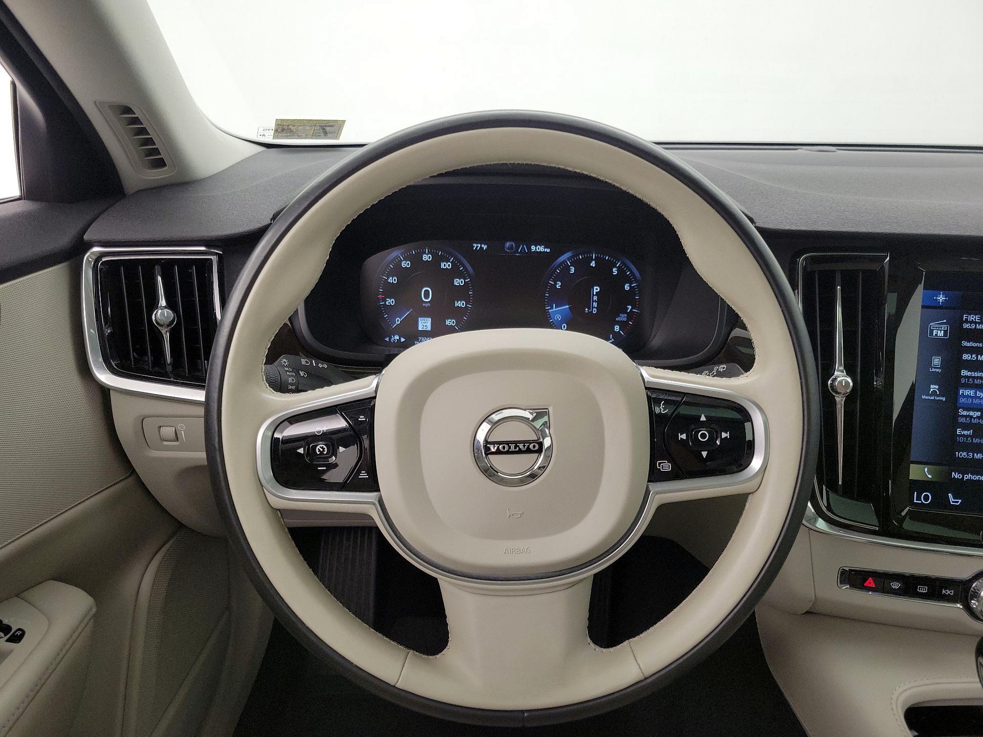 Thumbnail: 2018 Volvo V90 - 10