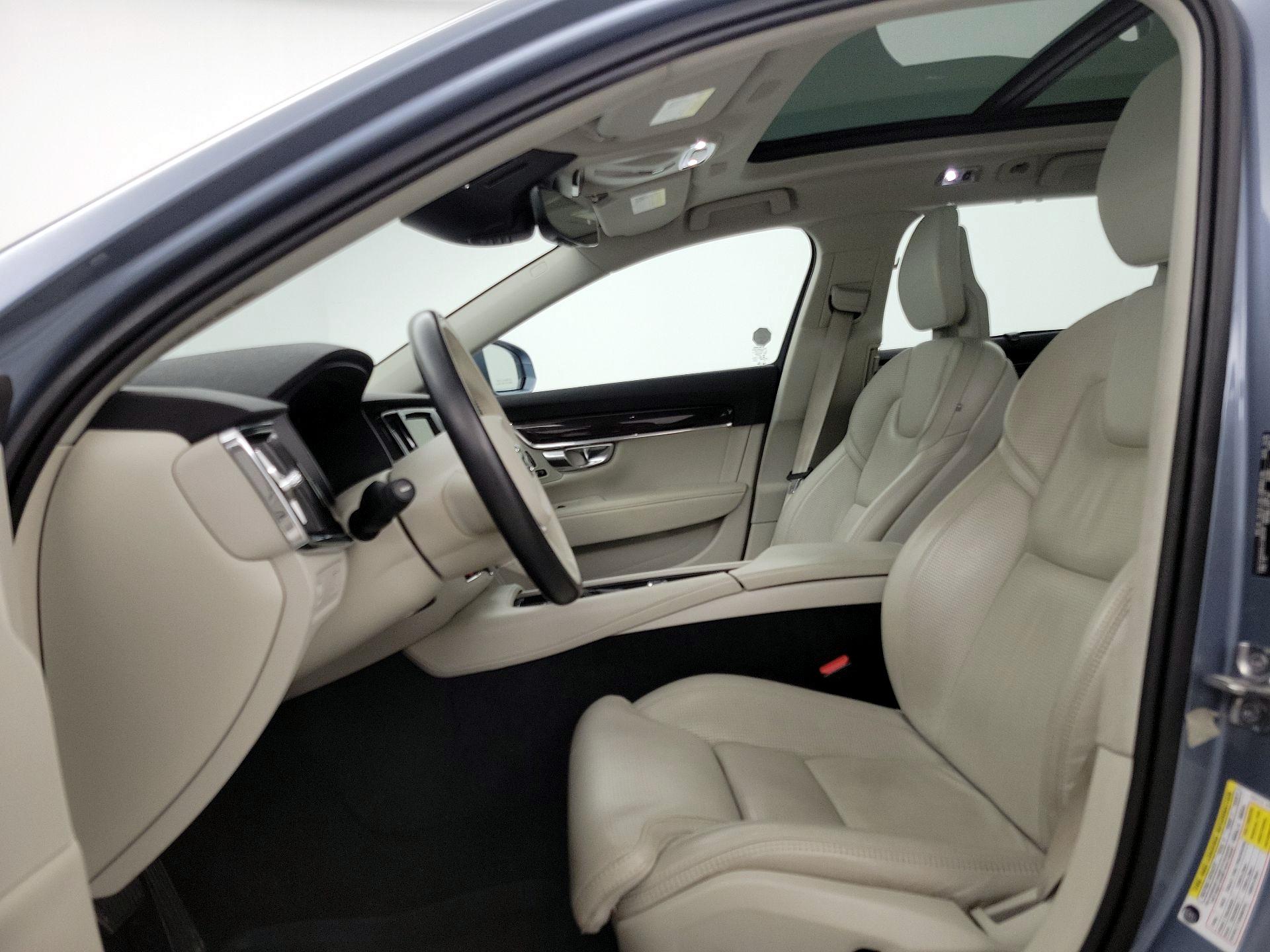 Thumbnail: 2018 Volvo V90 - 11