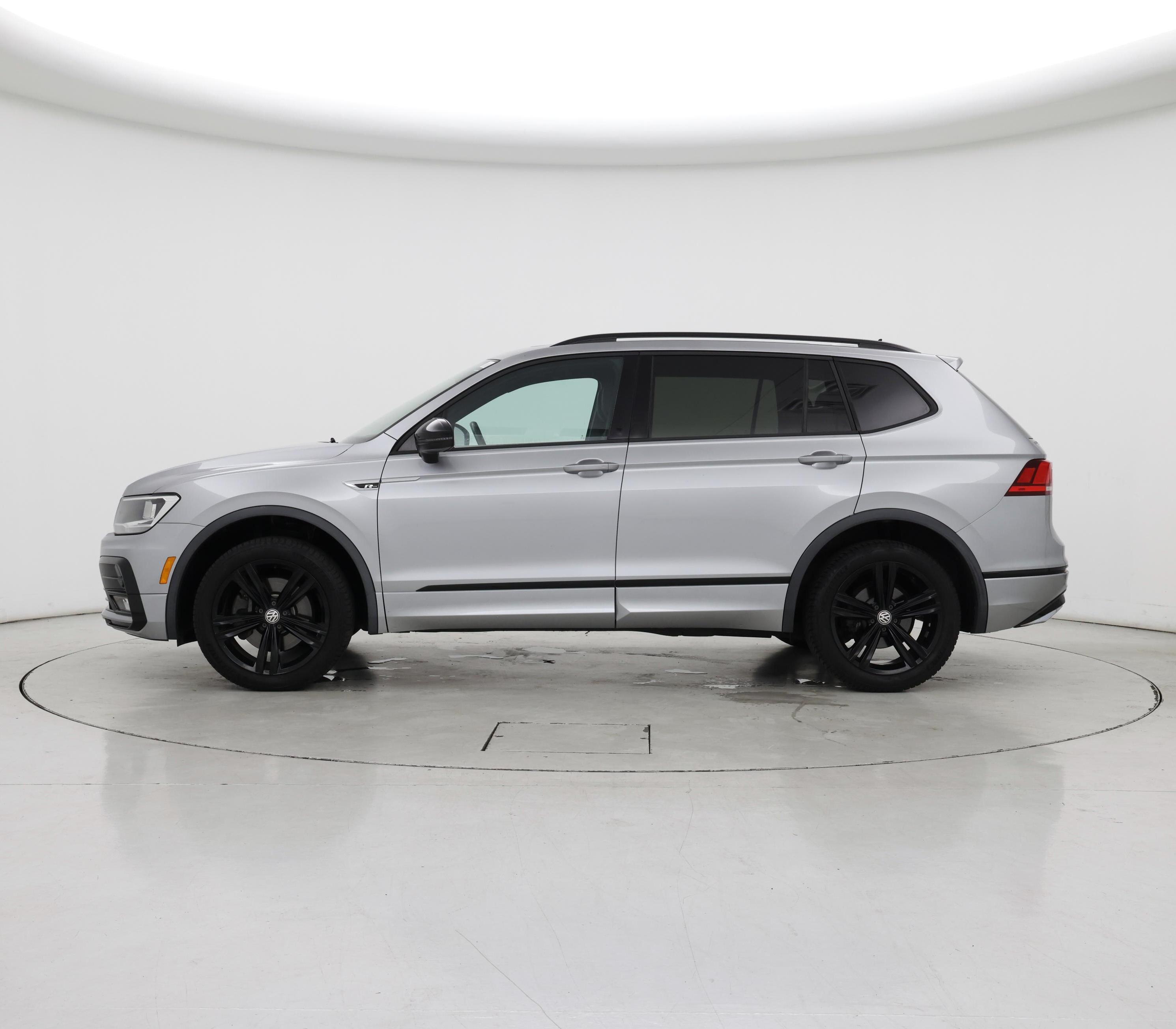 Thumbnail: 2019 Volkswagen Tiguan - 3