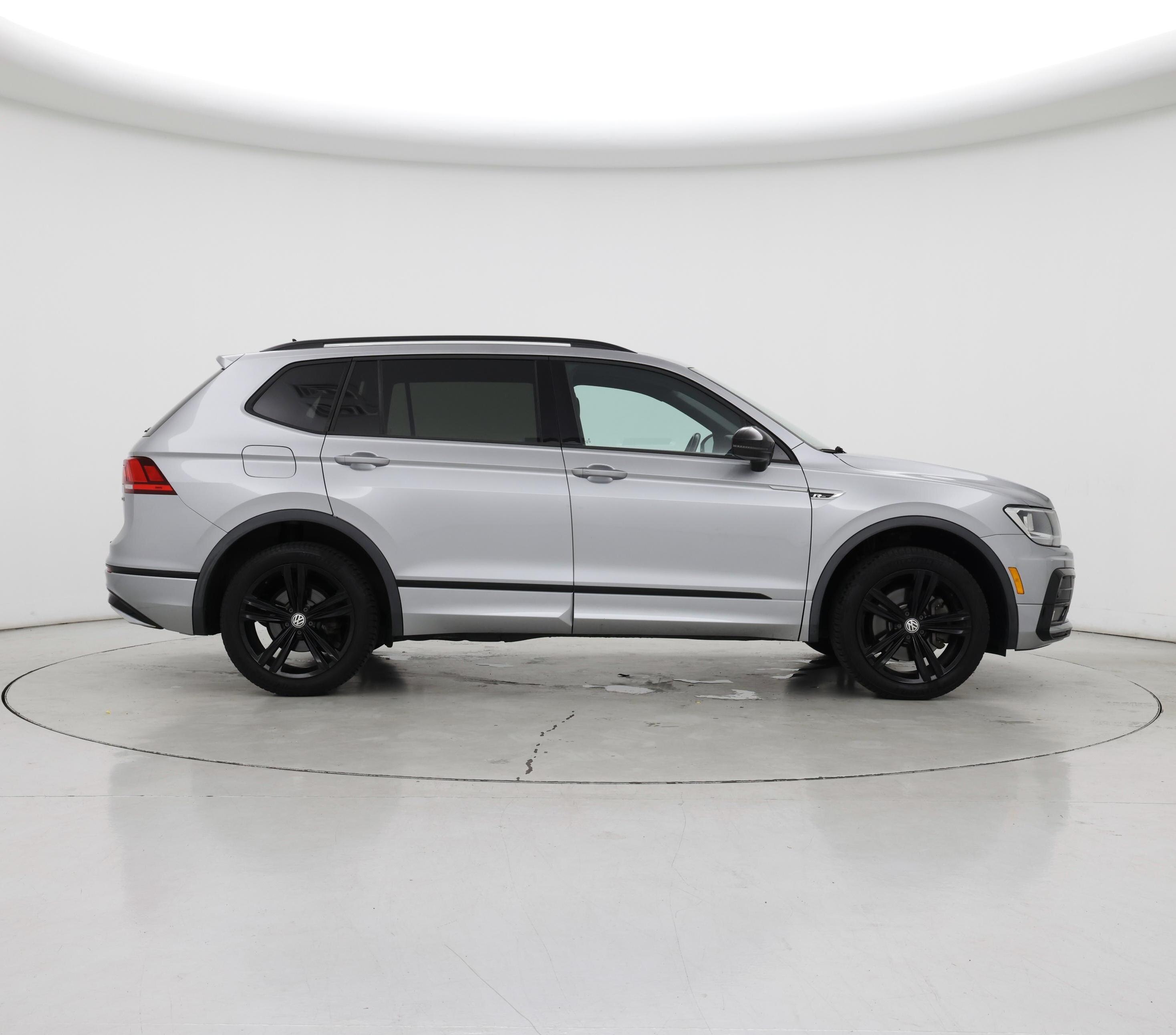 Thumbnail: 2019 Volkswagen Tiguan - 7