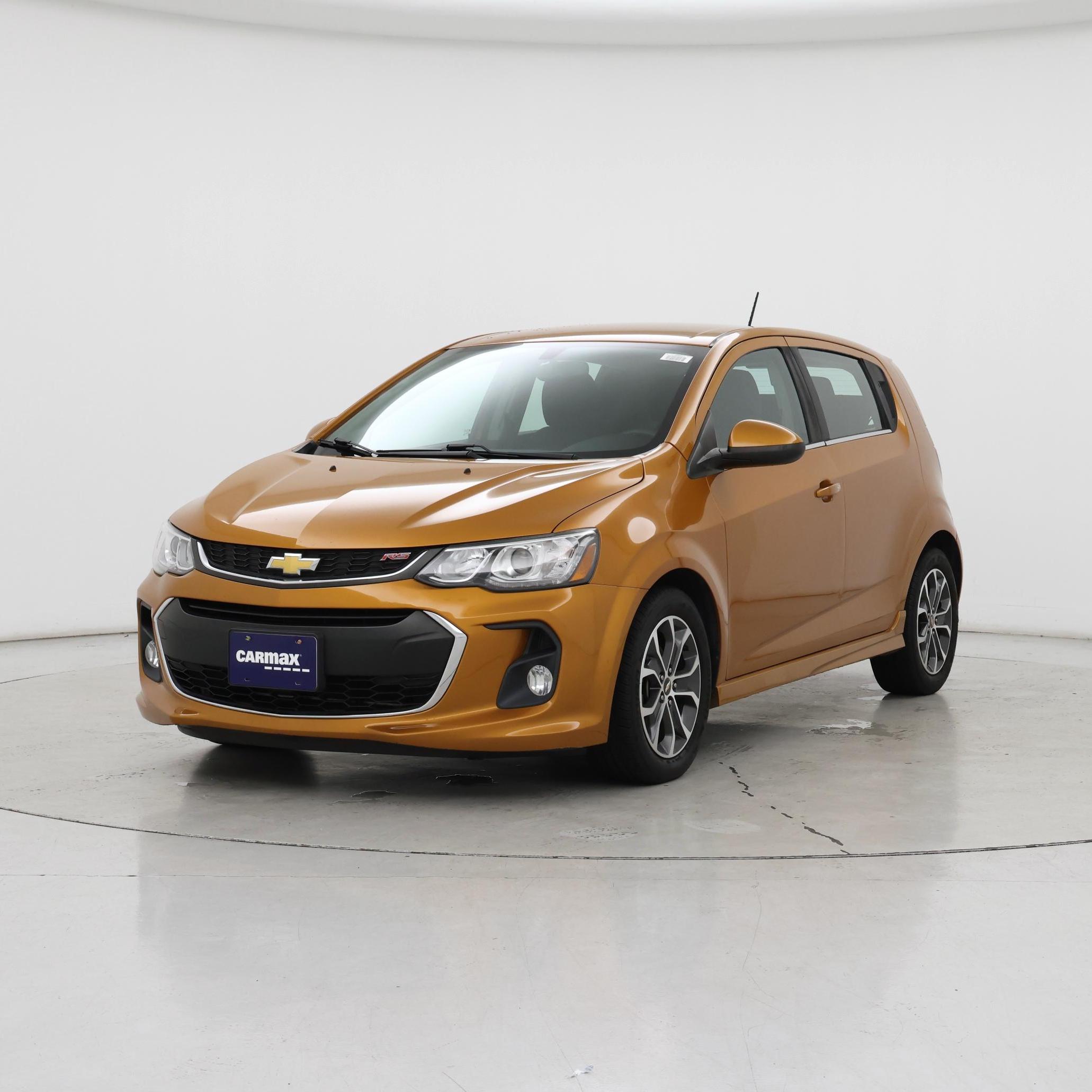 Thumbnail: 2017 Chevrolet Sonic - 4