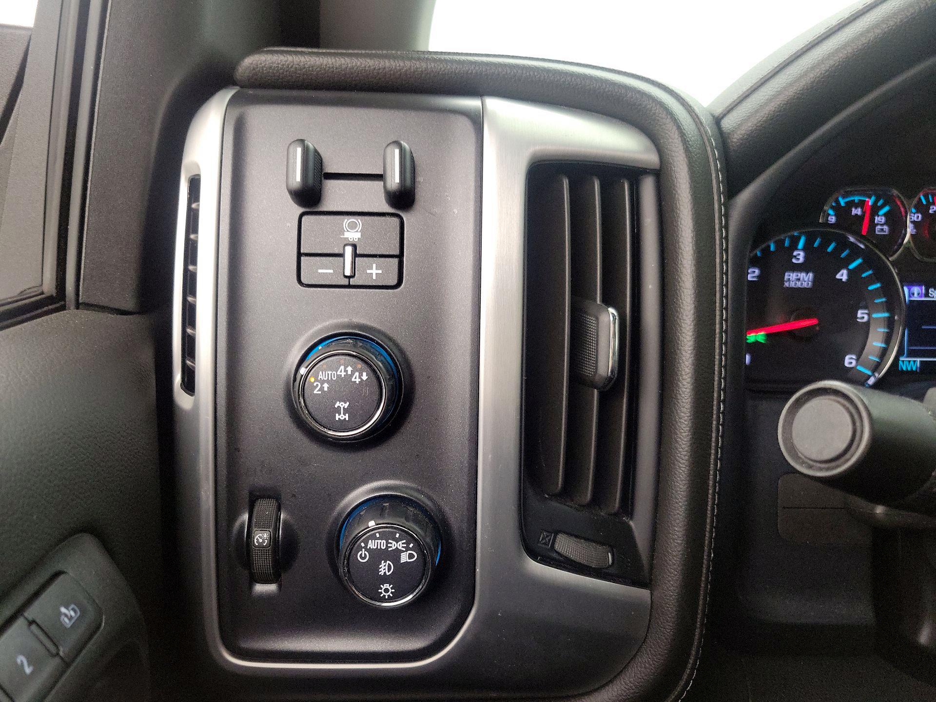Thumbnail: 2018 GMC Sierra 1500 - 13