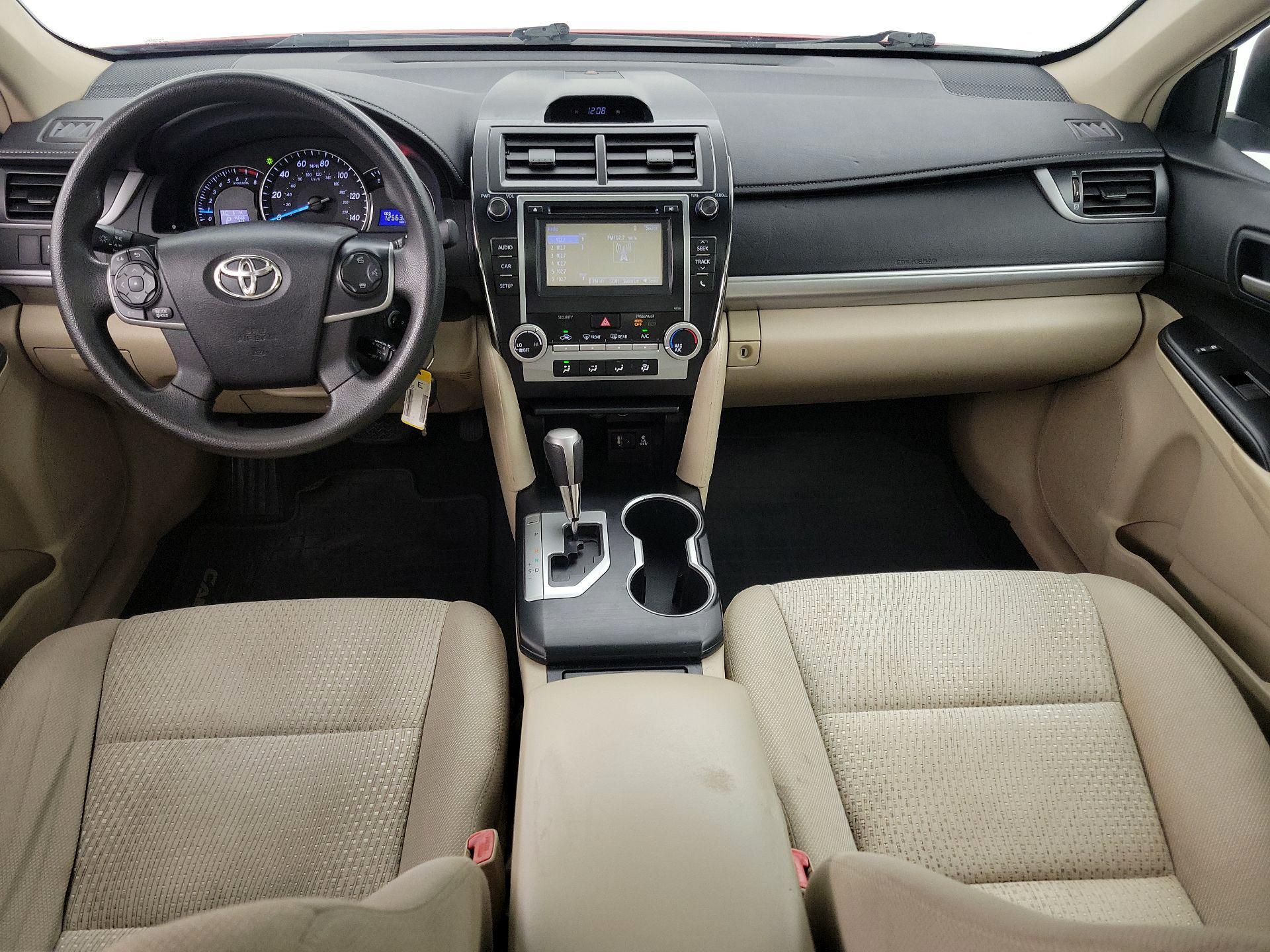 Thumbnail: 2014 Toyota Camry - 9
