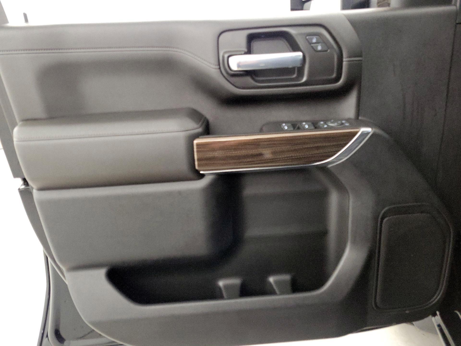 Thumbnail: 2021 Chevrolet Silverado 2500 - 12