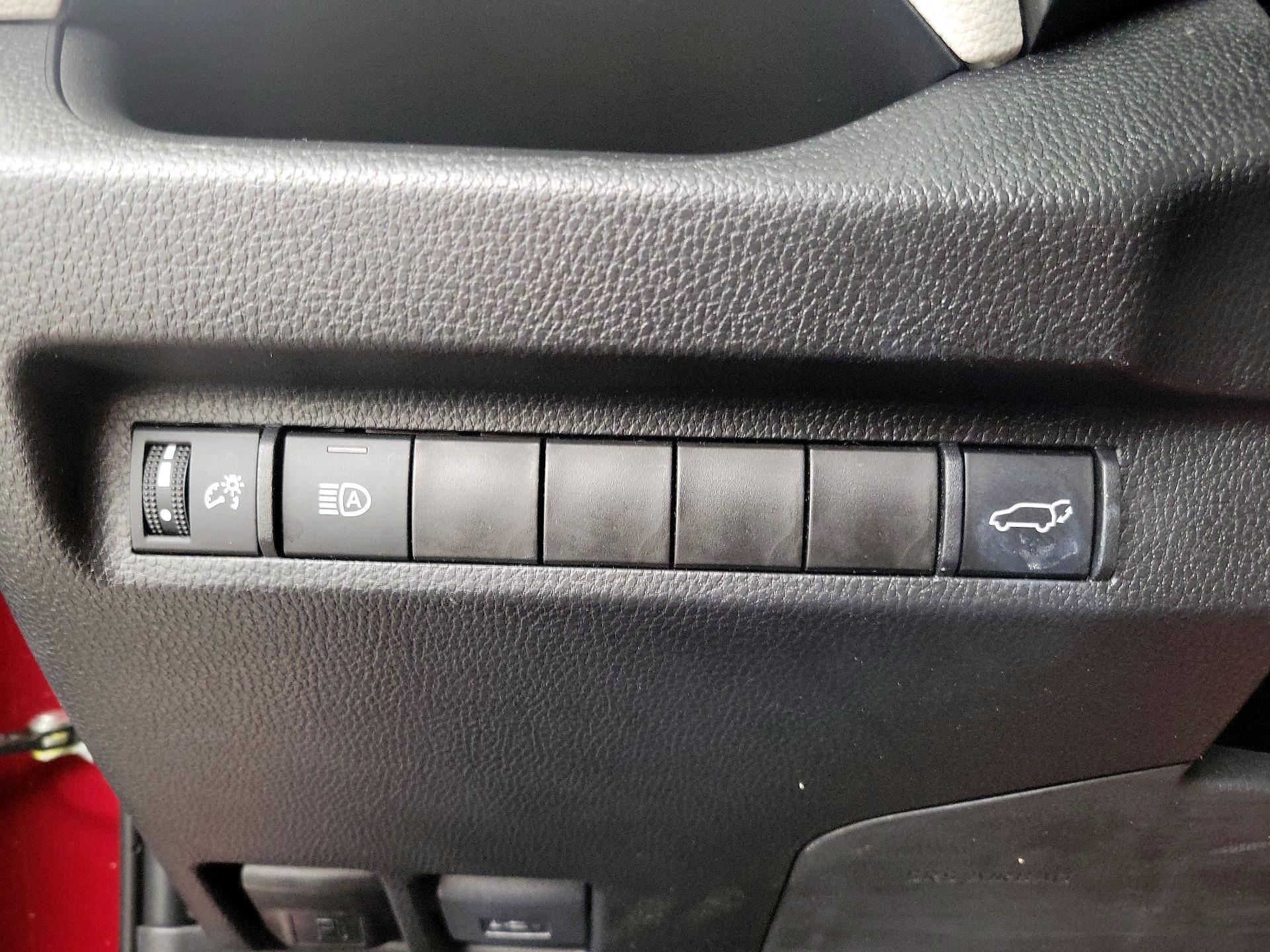 Thumbnail: 2024 Toyota RAV4 - 13