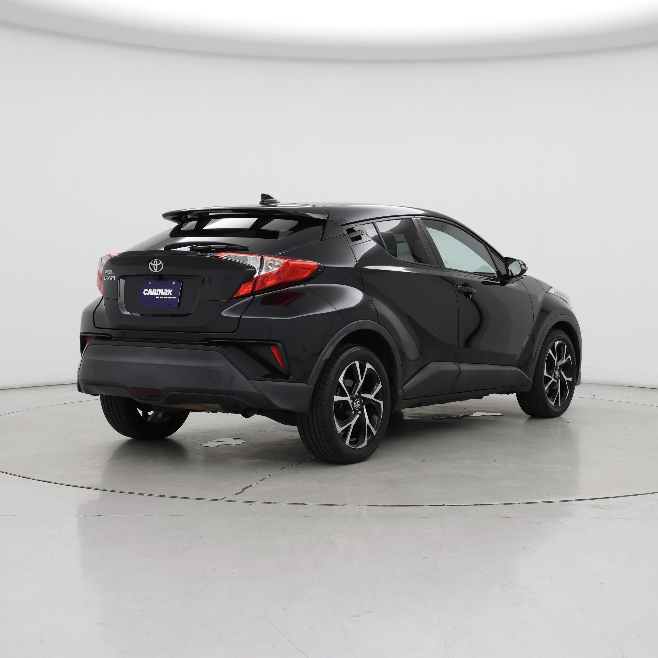Thumbnail: 2018 Toyota C-HR - 8