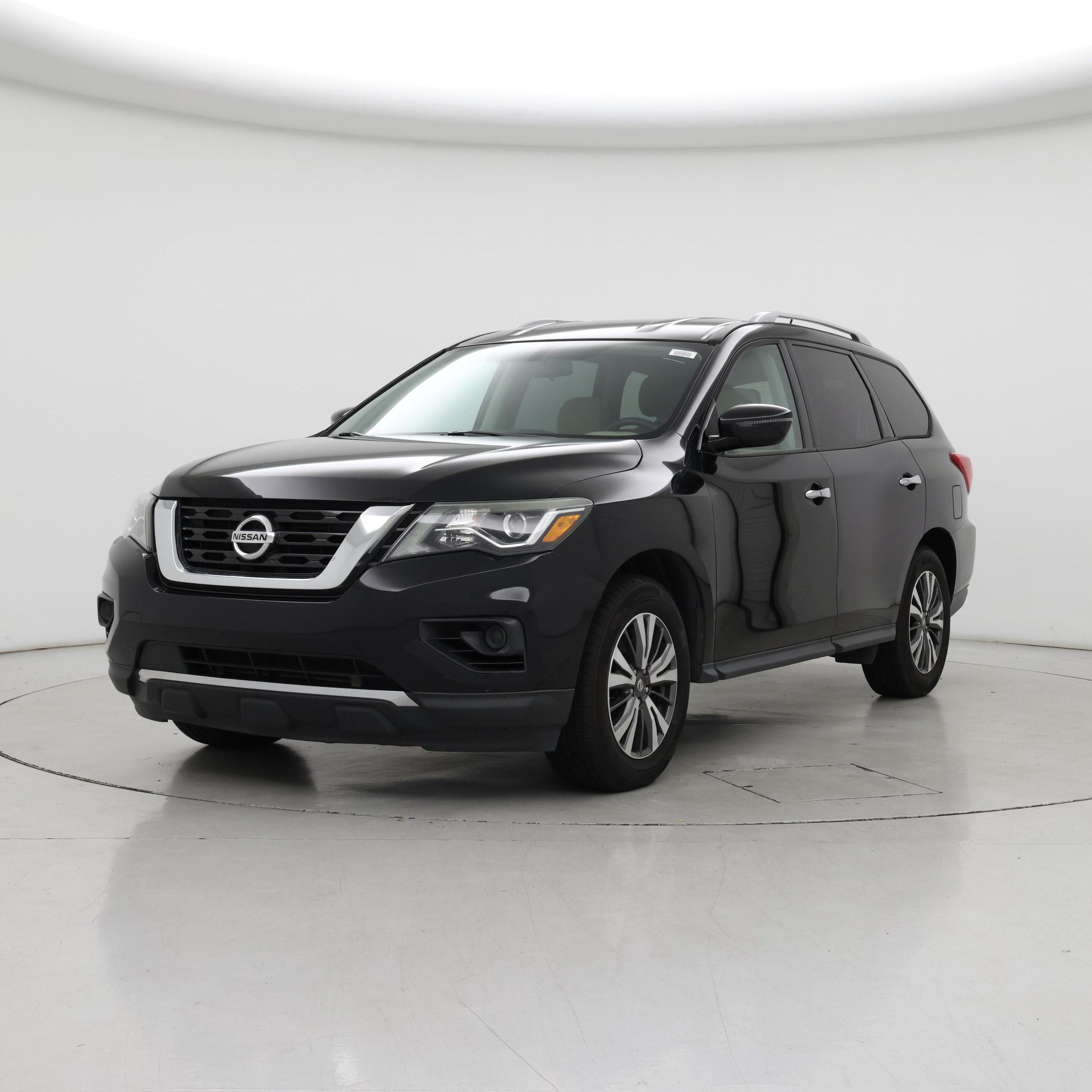 Thumbnail: 2017 Nissan Pathfinder - 4