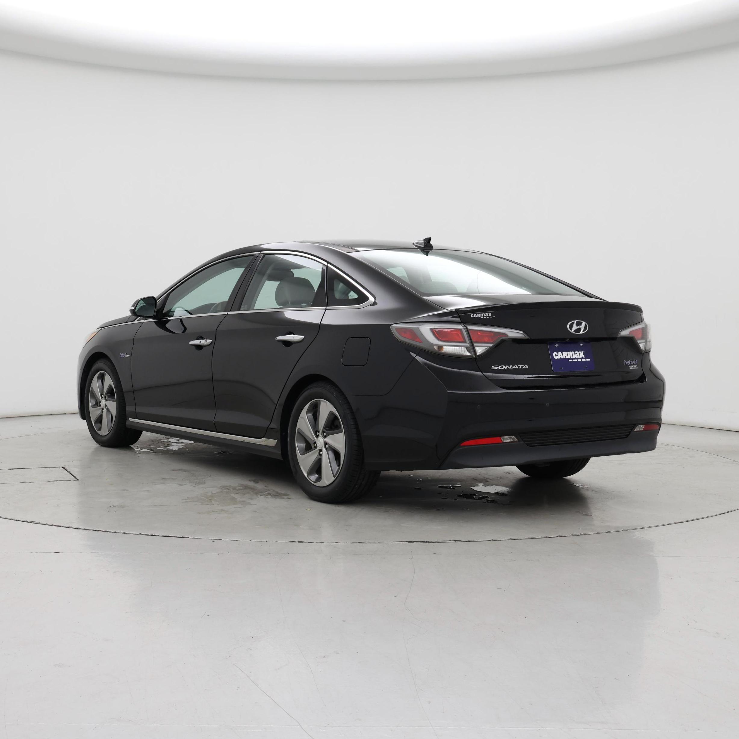 Thumbnail: 2017 Hyundai Sonata - 2