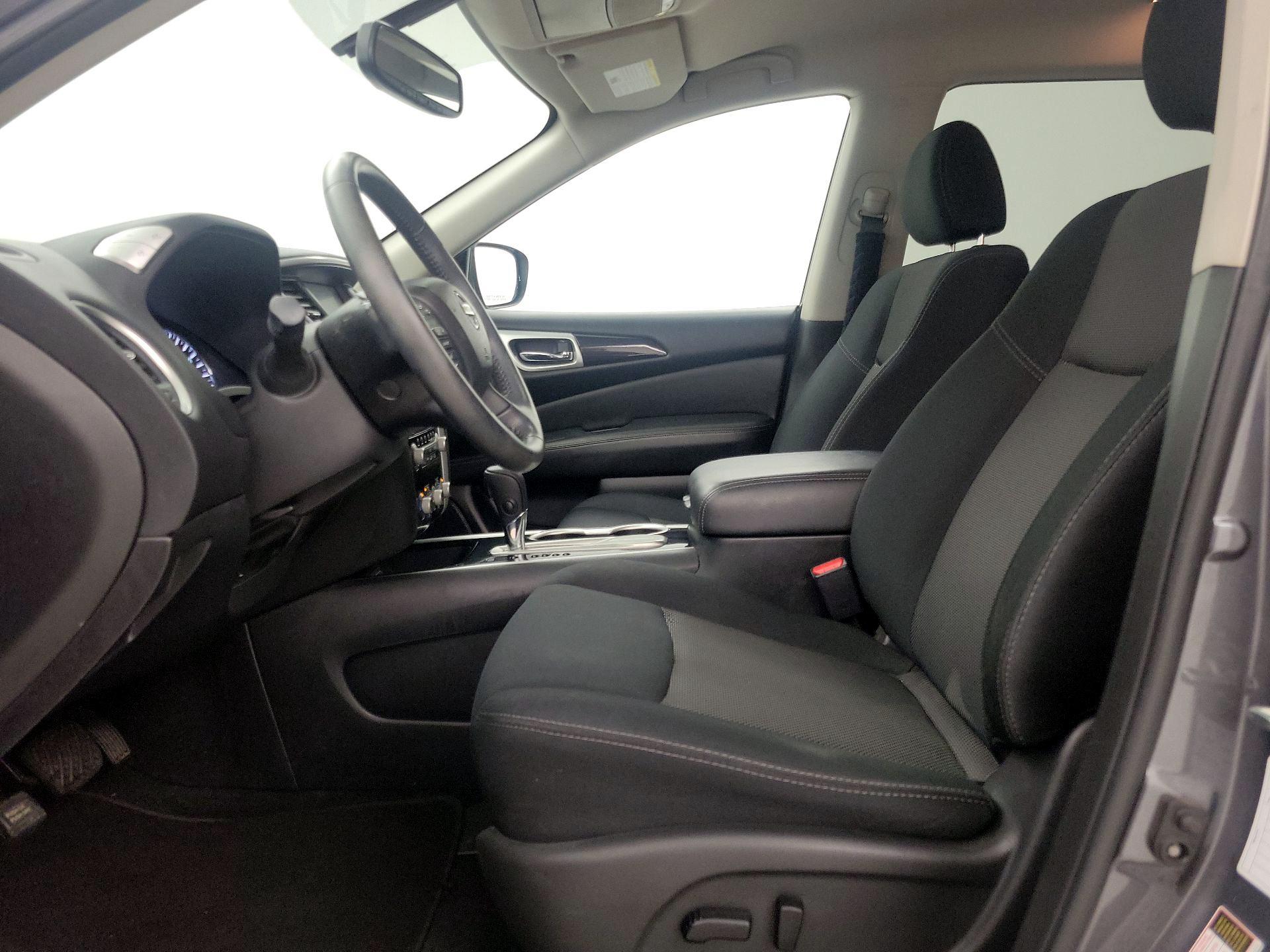 Thumbnail: 2019 Nissan Pathfinder - 11