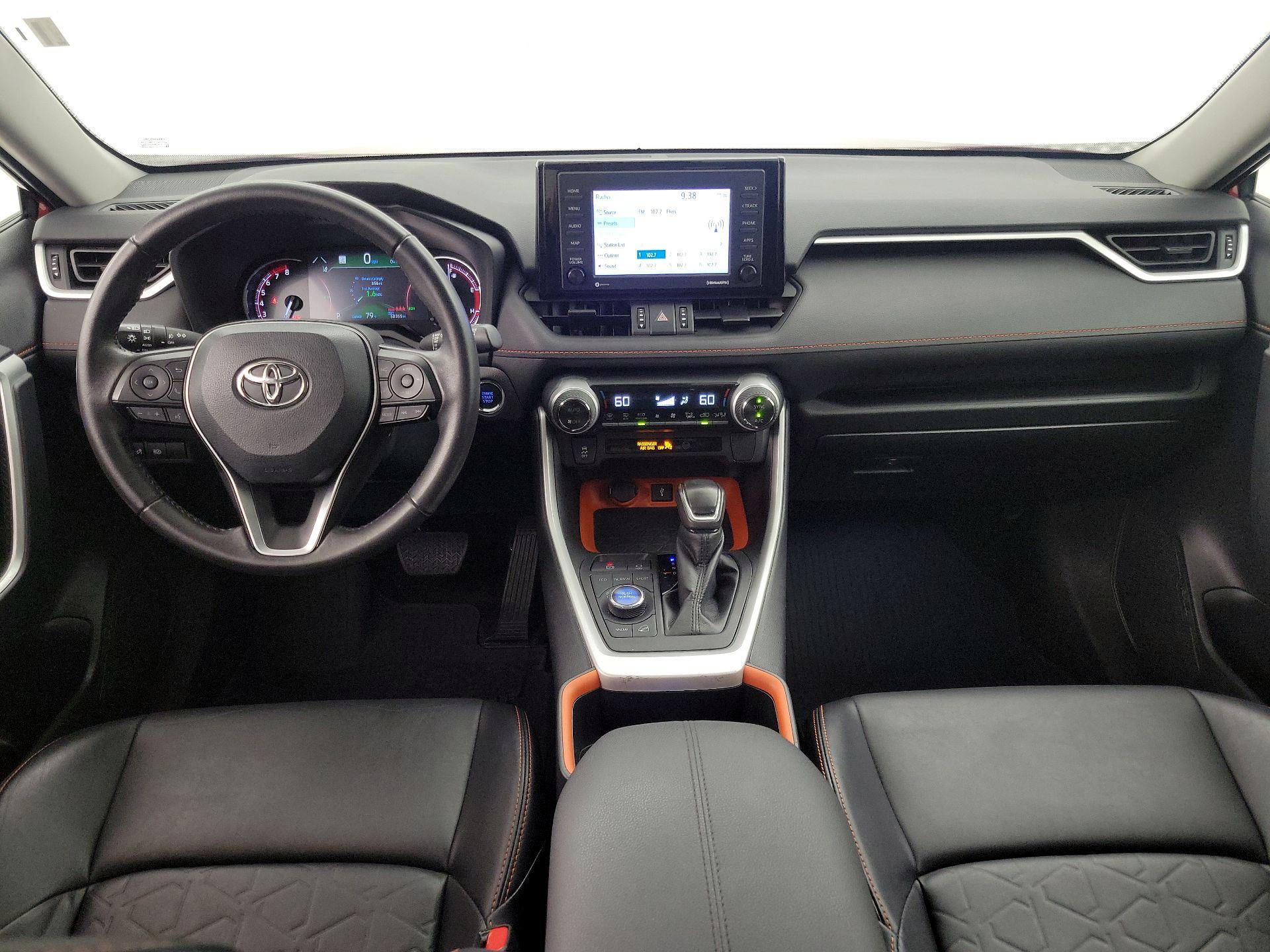 Thumbnail: 2022 Toyota RAV4 - 9
